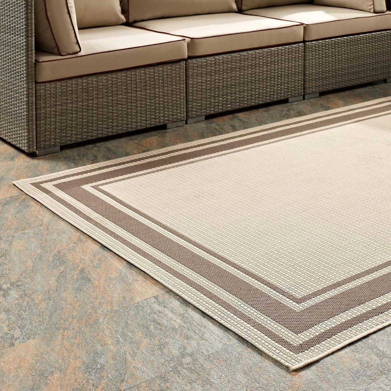 Rim Light and Dark Beige 5x8 Synthetic Indoor/Outdoor Area Rug