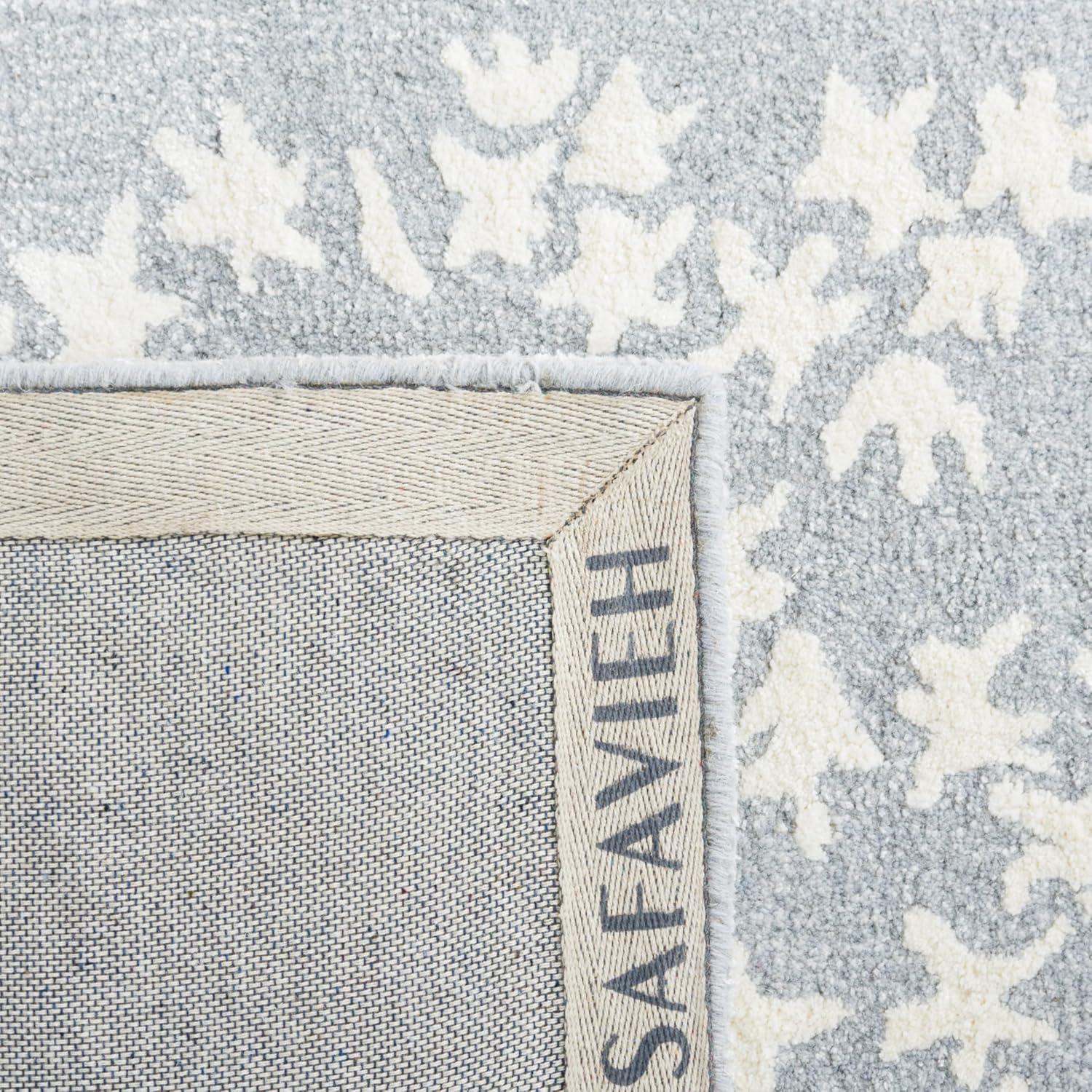 Bella BEL131 Hand Tufted Accent Rug - Light Blue/Ivory - 2'6"x4' - Safavieh.