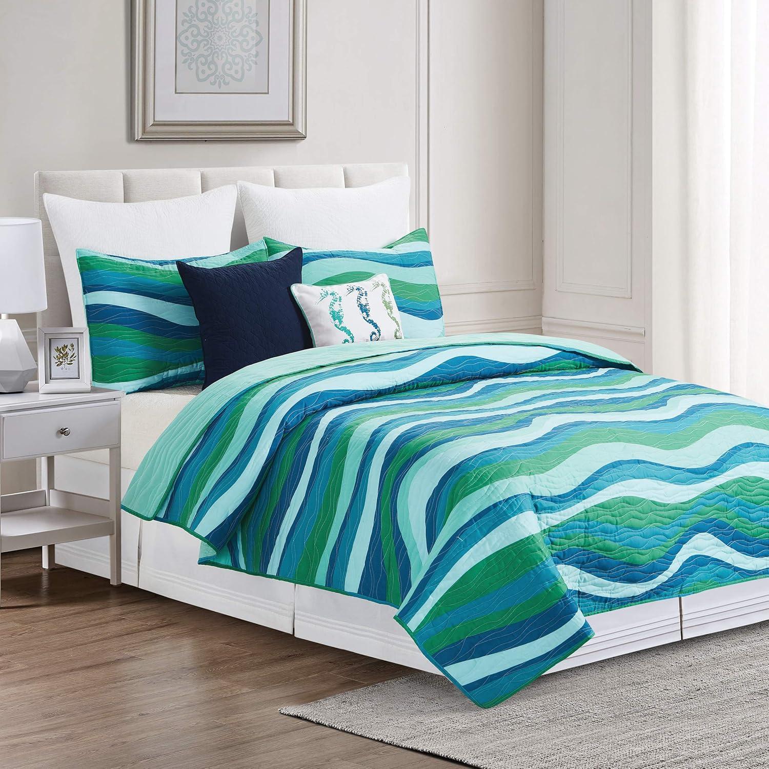 C&F Home Deep Blue Sea 2 Piece Twin Quilt Set