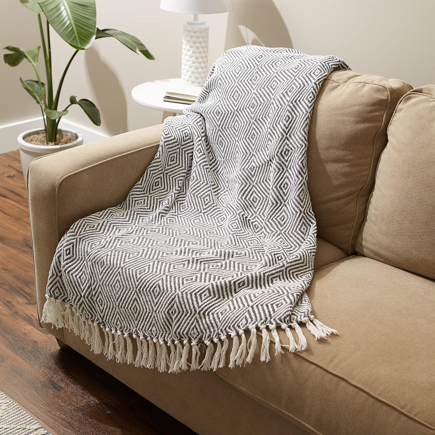 50"x60" Diamond Geometric Throw Blanket - Design Imports