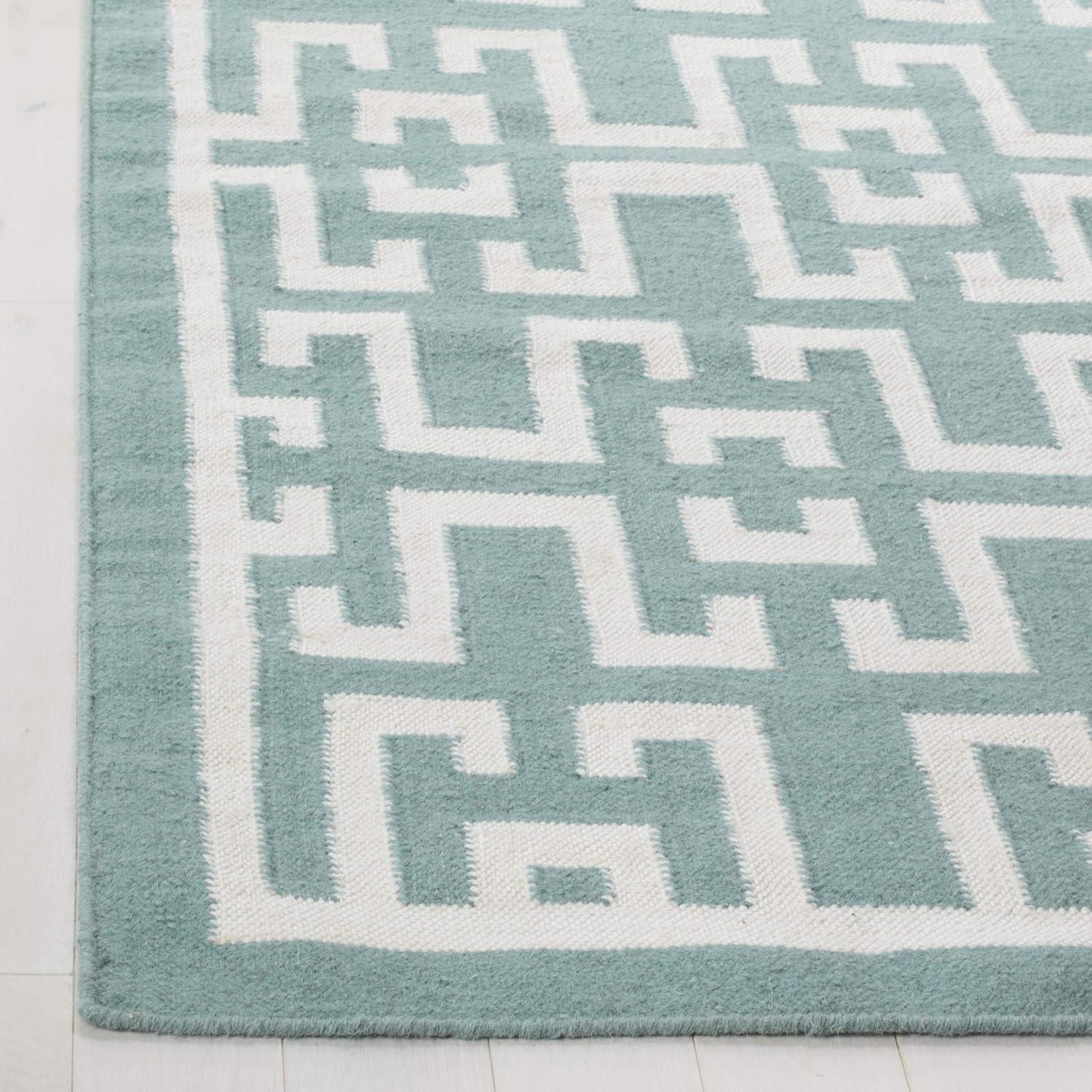 Seafoam & Ivory Geometric Handwoven Wool-Silk 6' x 9' Area Rug