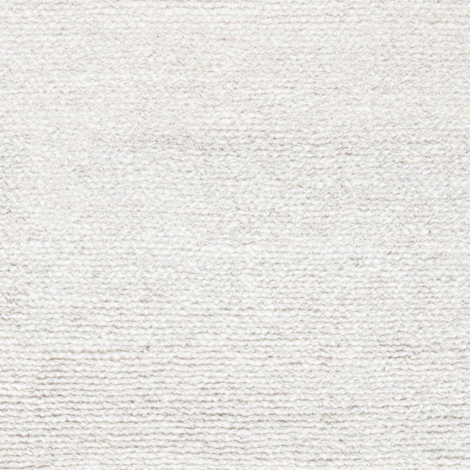 SAFAVIEH Casablanca Claud Solid Wool Shag Area Rug, Beige, 4' x 6'