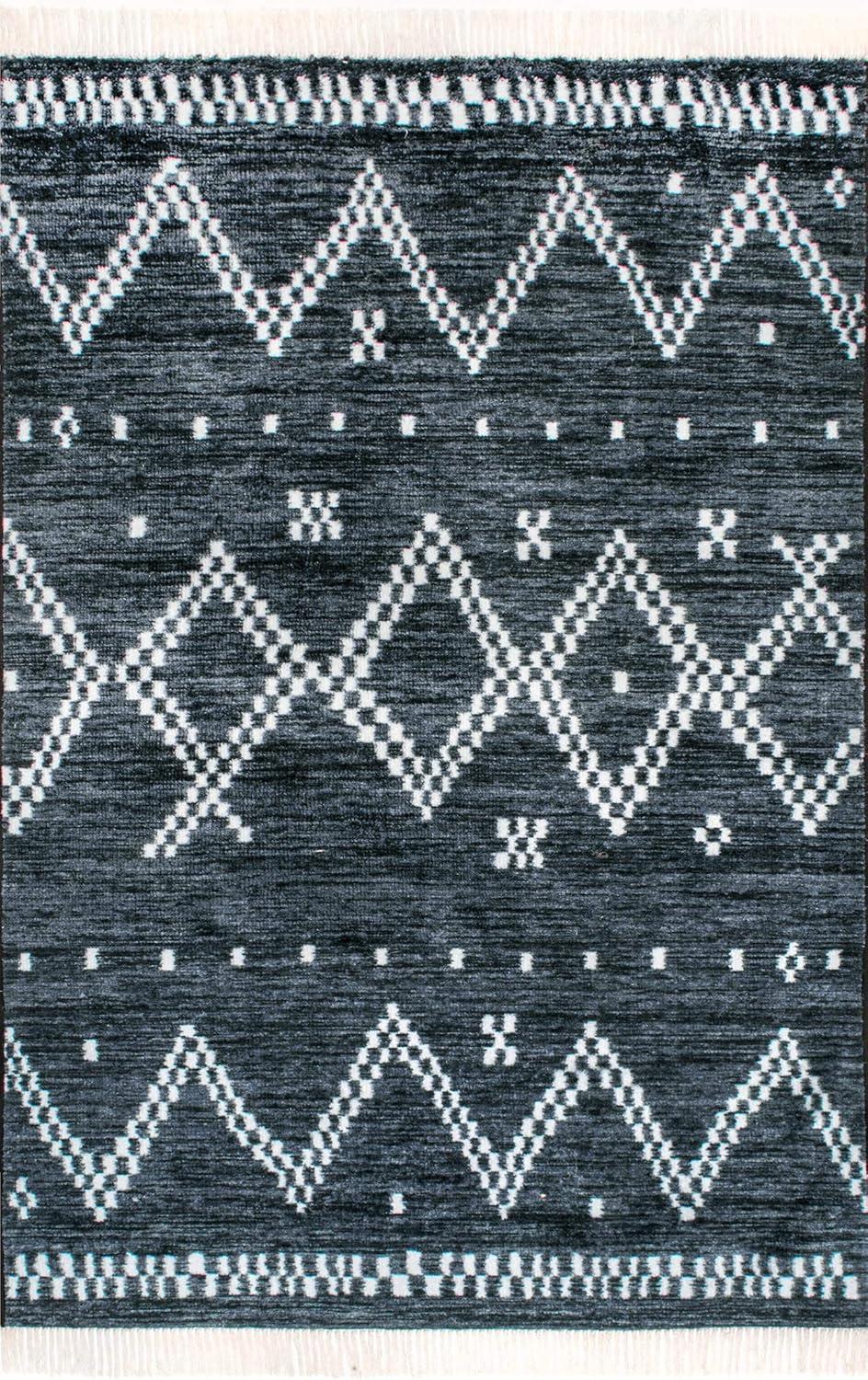 Majestic Navy Chevron 5' x 8' Synthetic Area Rug with Tassels