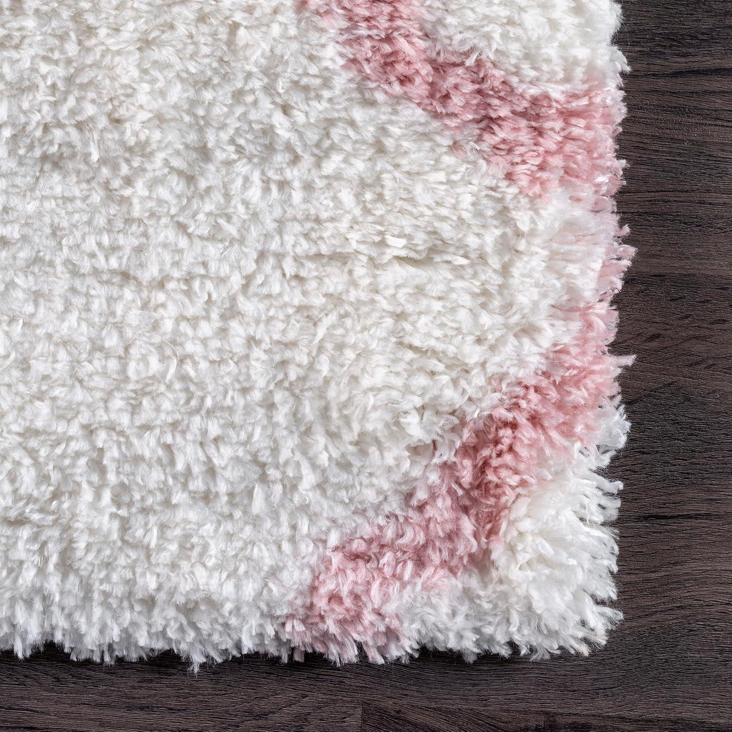 Nuloom Nelda Trellis 5x8 Shag Indoor Area Rug for Living Room Bedroom Dining Room Nursery, Baby Pink/White