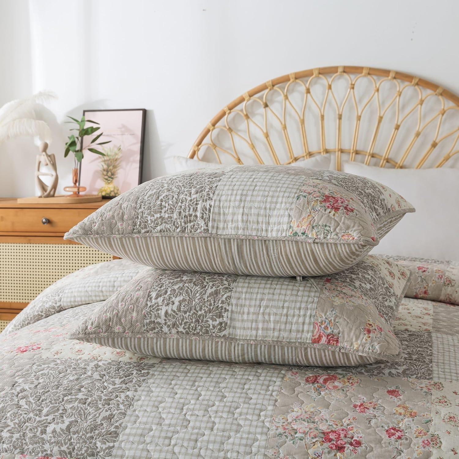 SLPR Walk in The Cotswolds Patchwork Cotton Pieced Quilt Set - Queen Size with 2 Shams, Neutral Floral & Cream Cottage Quilted Bedspread, French Country Farmhouse Bedding for All Seasons