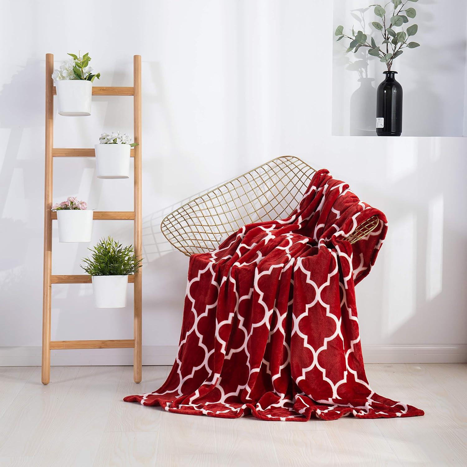 Burgundy and White Fleece Holiday Throw Blanket, 50" x 60"