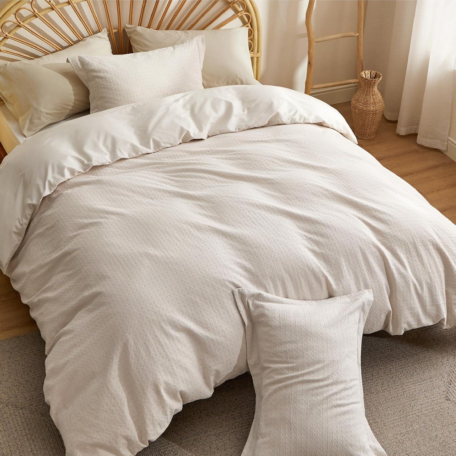 Bedsure | 3Pcs Tufted Boho Farmhouse Shabby Chic Embroidery Comforter Set