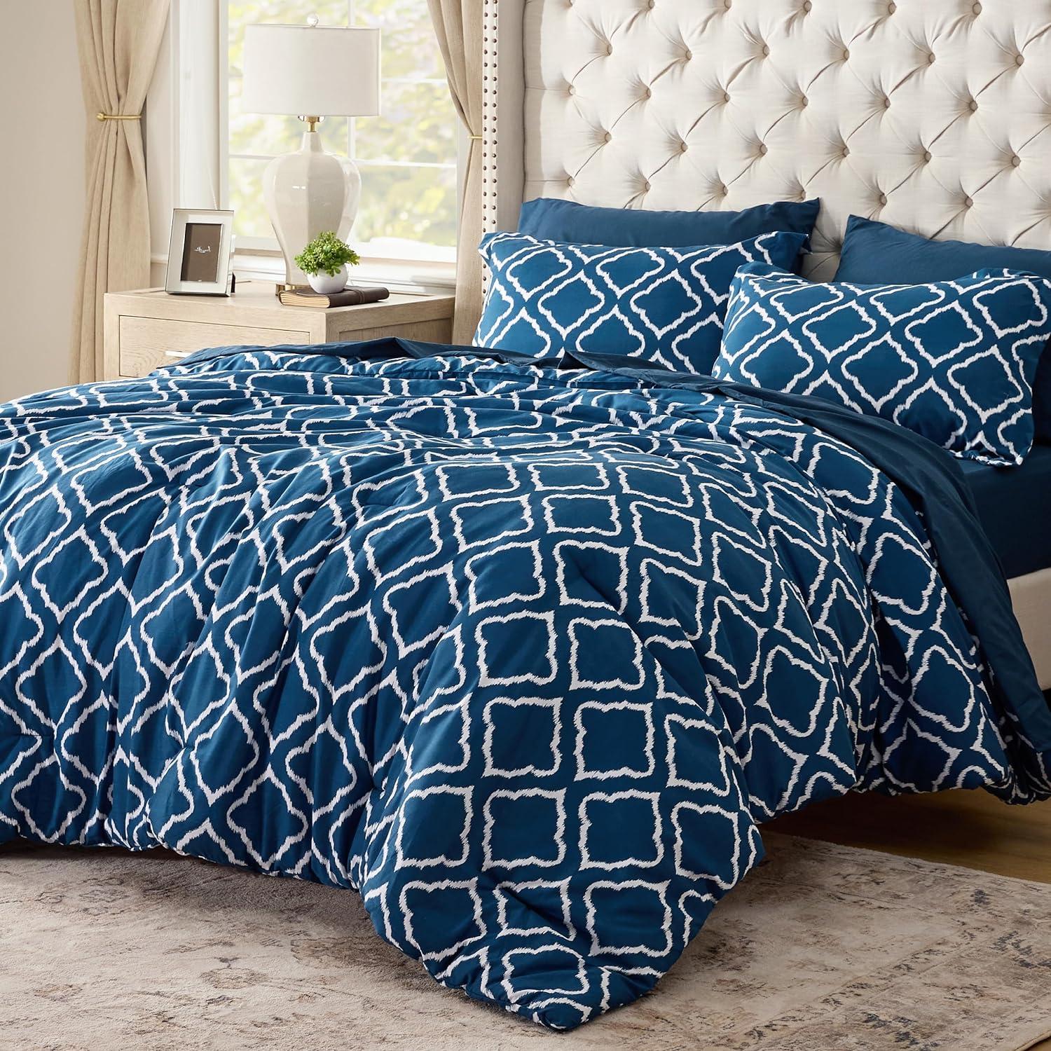 Navy Geometric Twin Microfiber Bed in a Bag Set