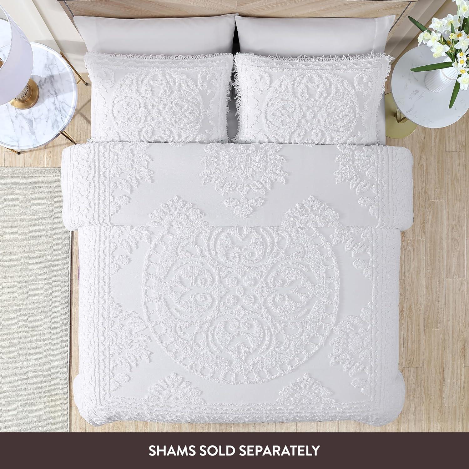 Beatrice Home Fashions Medallion Cotton Farmhouse / Country Quilt
