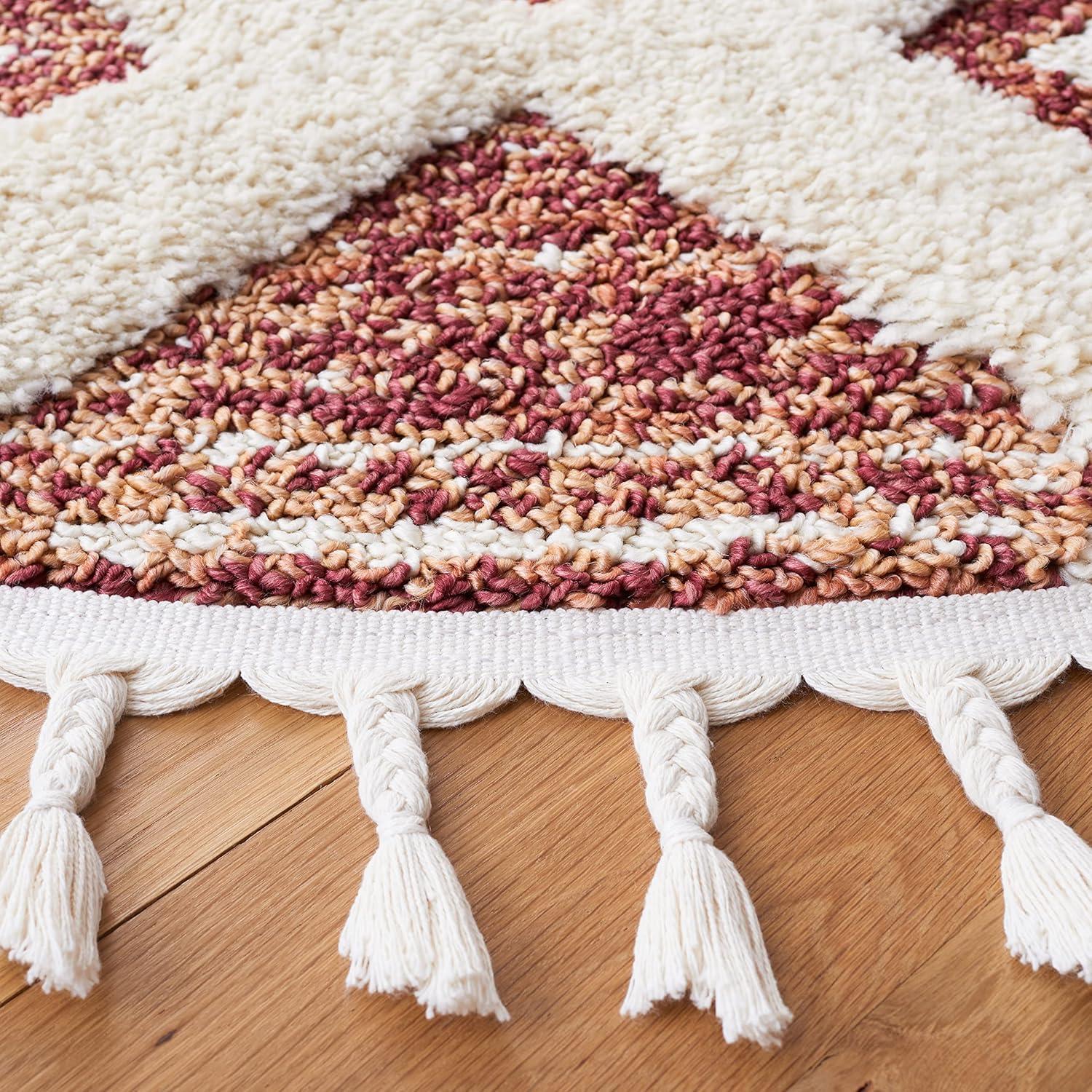 SAFAVIEH Moroccan Tassel Dawson Geometric Shag Area Rug, Rust/Ivory, 5'3" x 5'3" Round