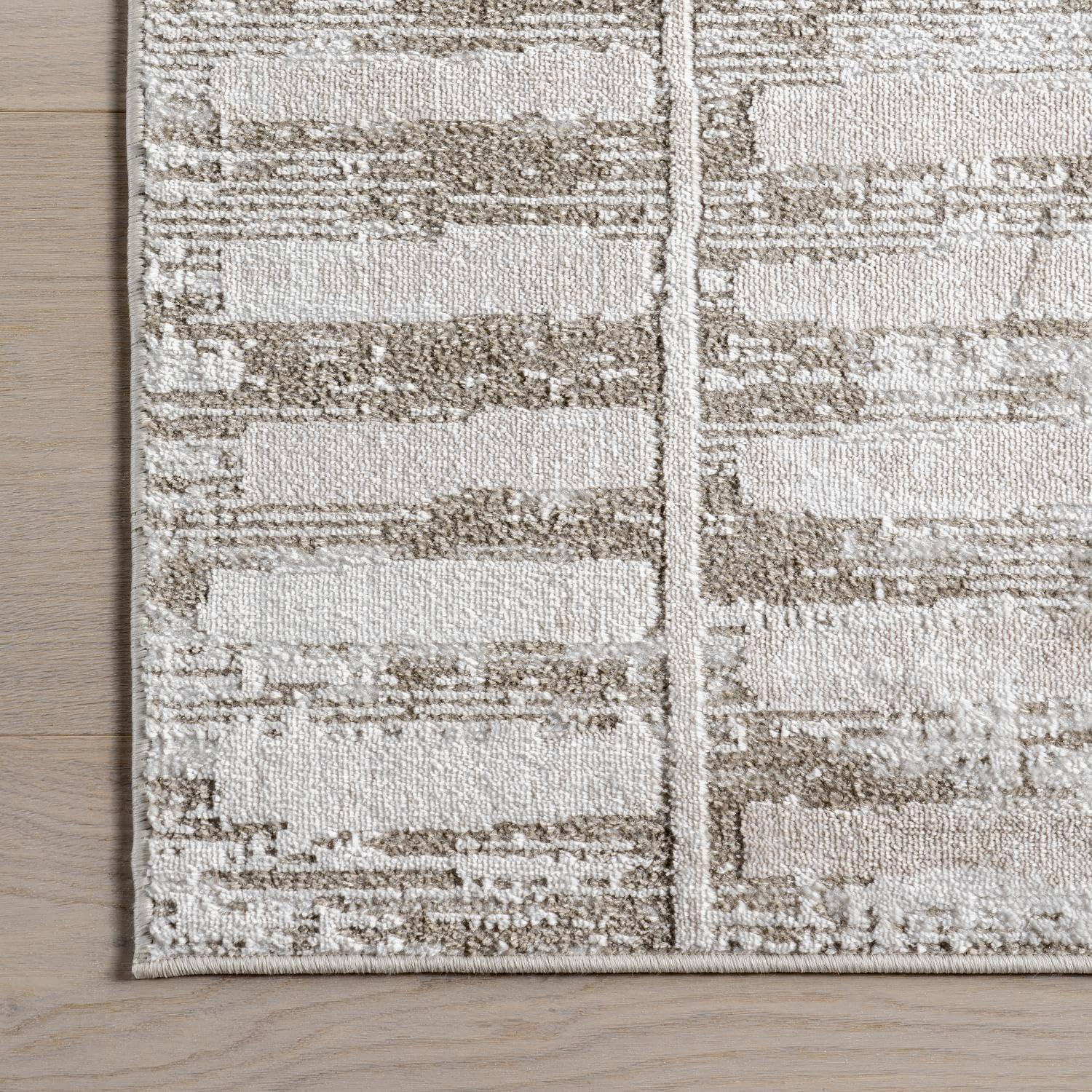 Nuloom Cambria Geometric Machine Washable Indoor Area Rug, 5' x 8', Beige