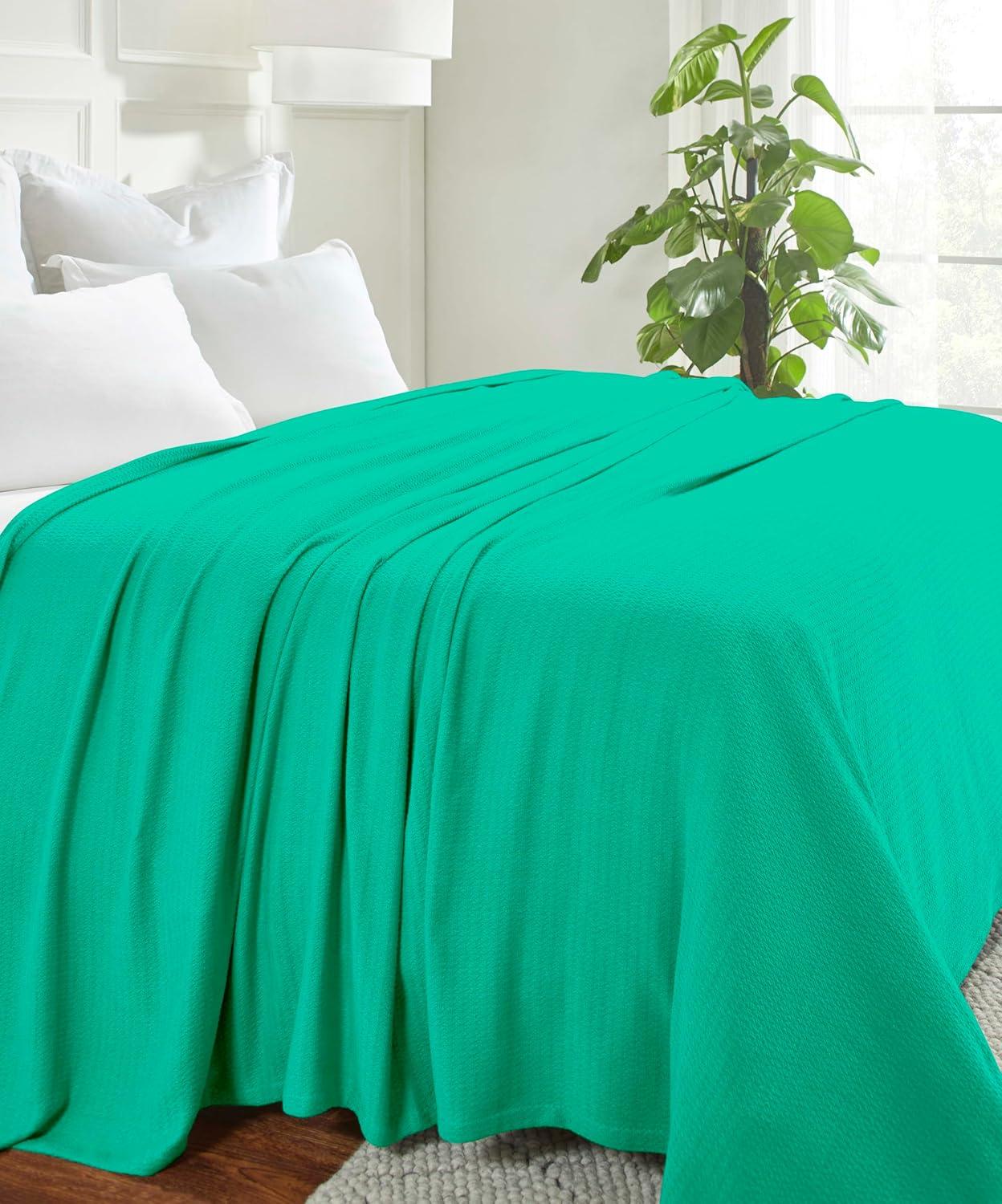 Superior Waffle Weave Honeycomb Knit Soft Textured All-Season Cotton Blanket