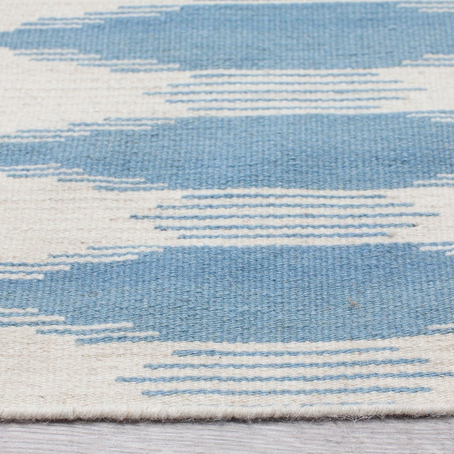 Kilim NVK179 Hand Woven Area Rug  - Safavieh