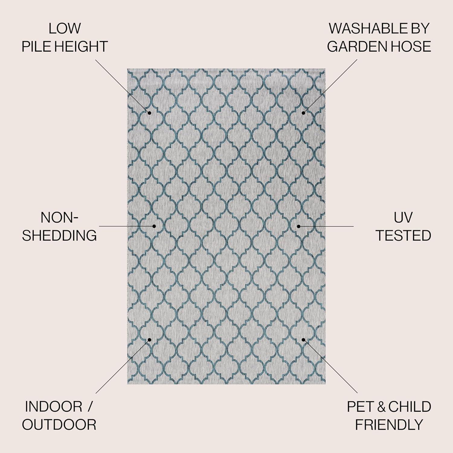 Arabesque Ogee Trellis Indoor/Outdoor  Area Rug  - JONATHAN Y