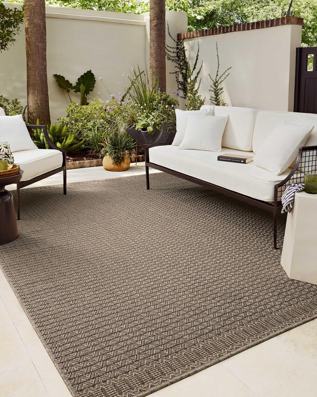 Chris Loves Julia x Loloi Chris Loves Julia x Loloi Providence Natural / Graphite Indoor/Outdoor Area Rug