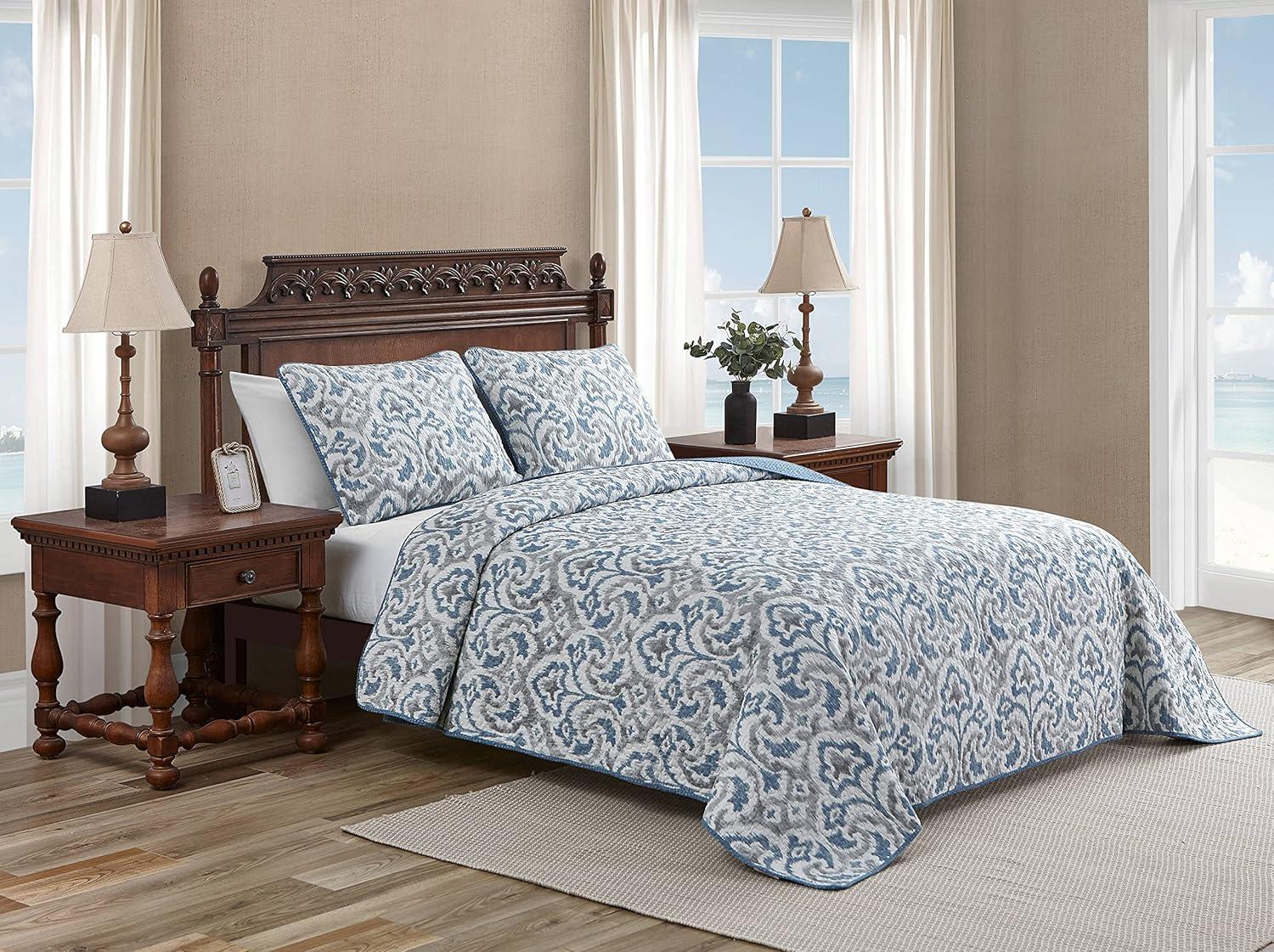 Cape Verde Reversible Quilt Set