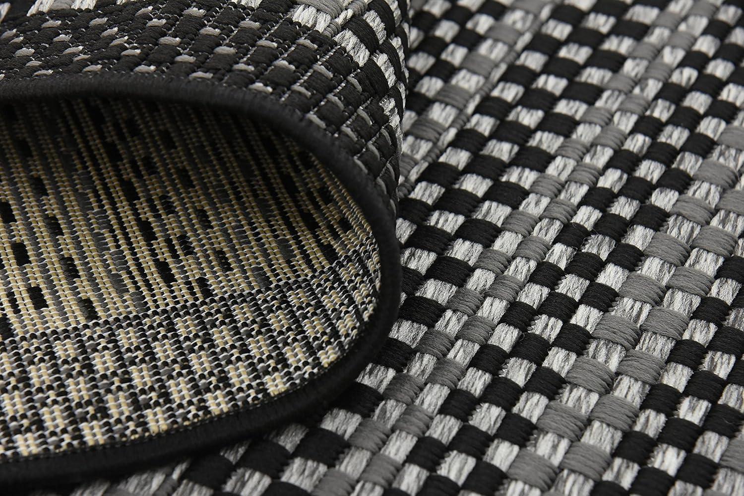 Unique Loom 6' 0 x 9' 0 Gray Outdoor Border Checkered Area Rug