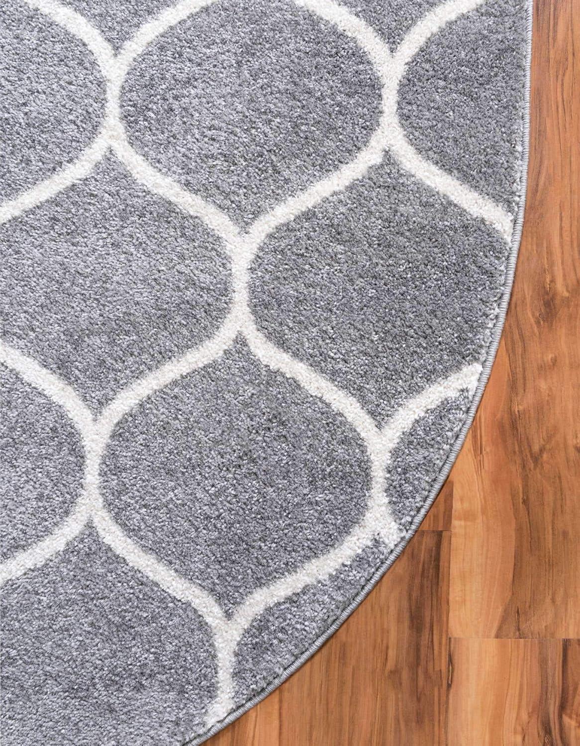 Light Gray/Ivory Oval Trellis Synthetic Area Rug 8' x 10'