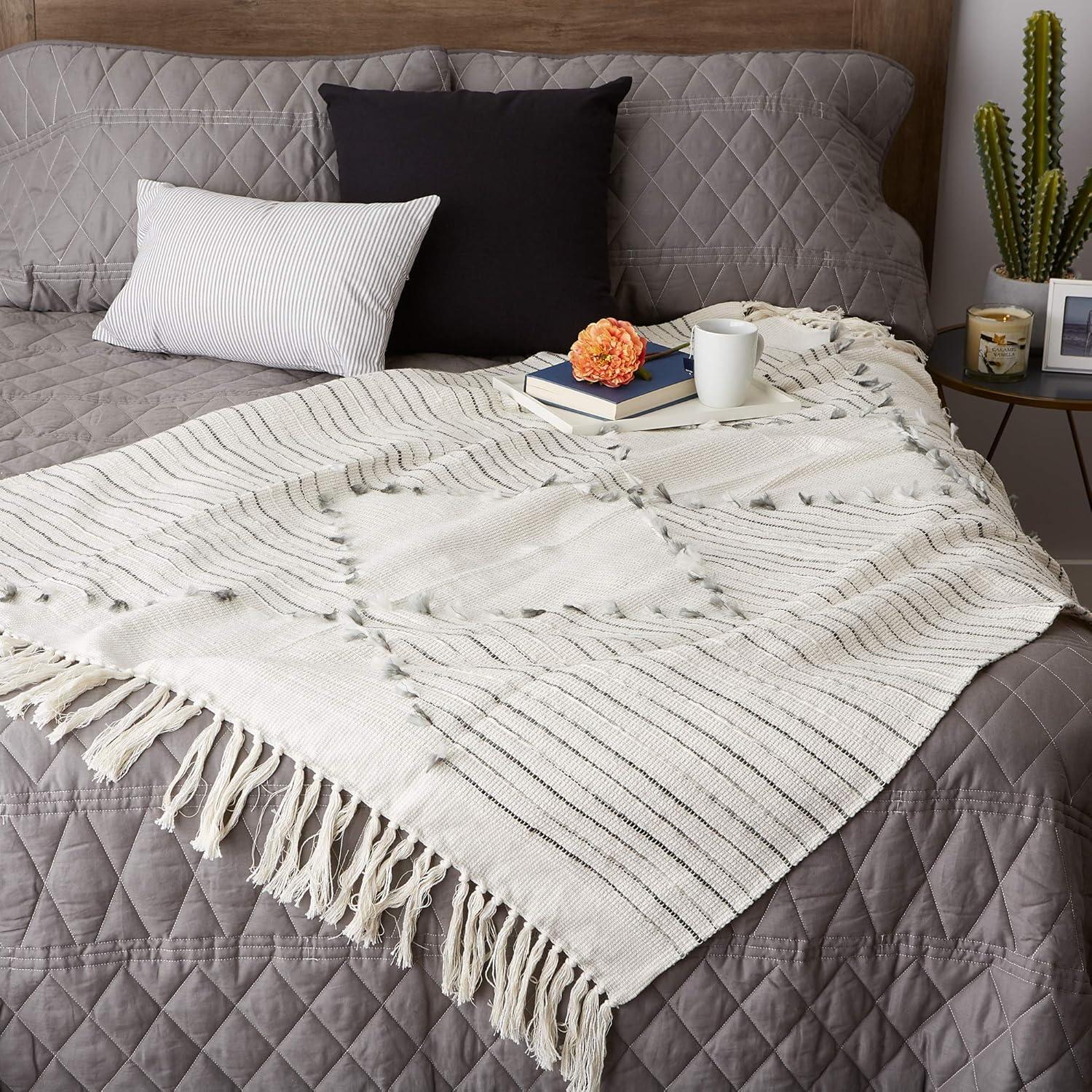 50"x60" Diamond Cut Throw Blanket Black/Gray - Design Imports