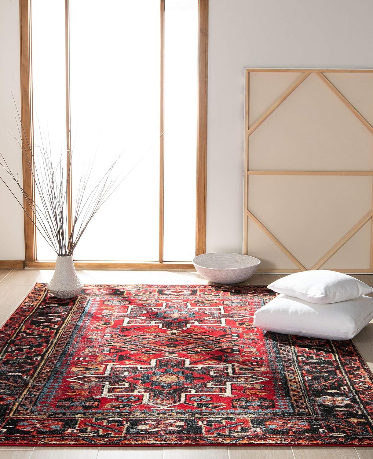 Vintage Hamadan VTH229 Power Loomed Indoor Area Rug - Red/Black - 4'x6' - Safavieh