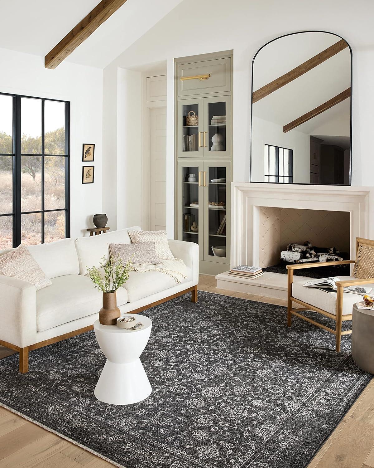 Loloi II Vance Oriental Rug