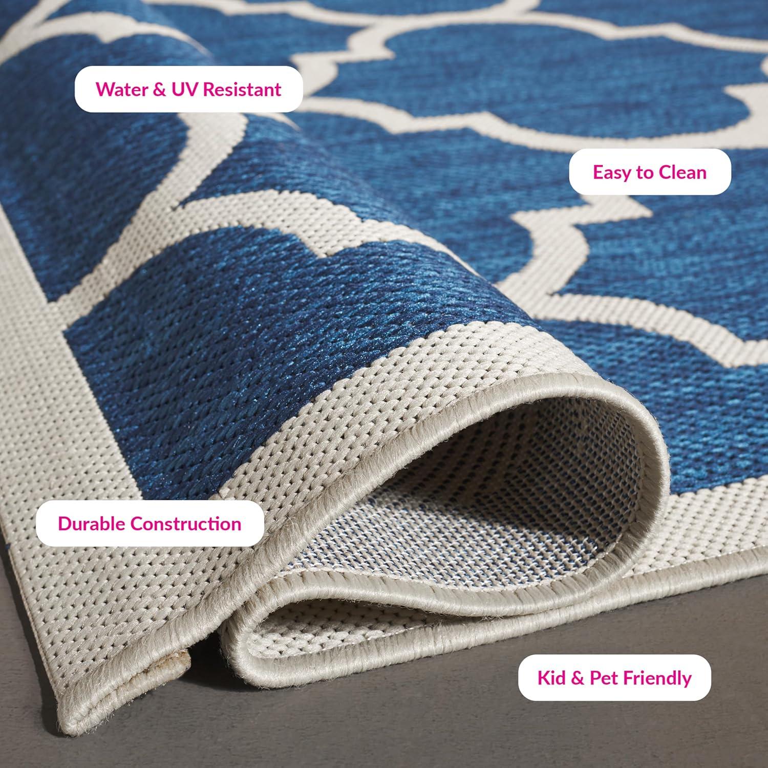 Safavieh Courtyard Performance Geometric Rug