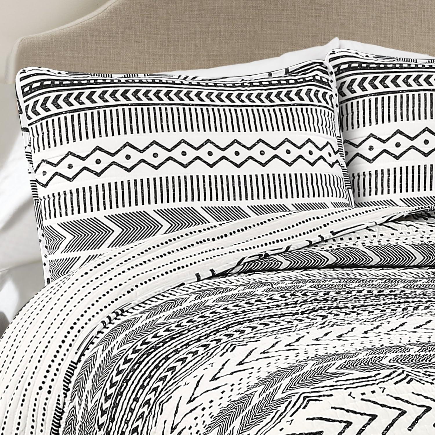 Lush Decor Hygge Geo Reversible Contemporary 3-Piece Quilt Set