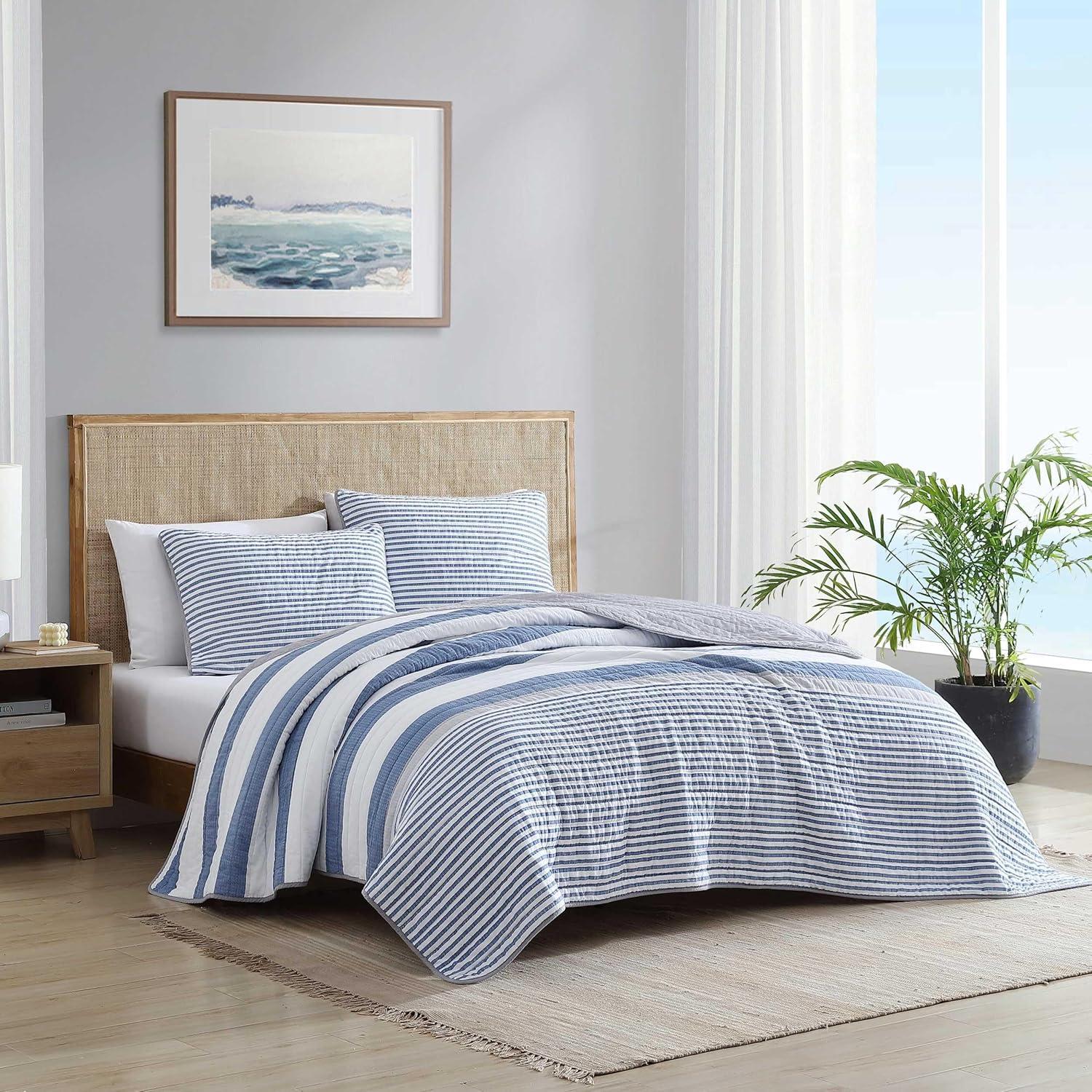 Classic Blue Cotton Reversible Full Quilt Set