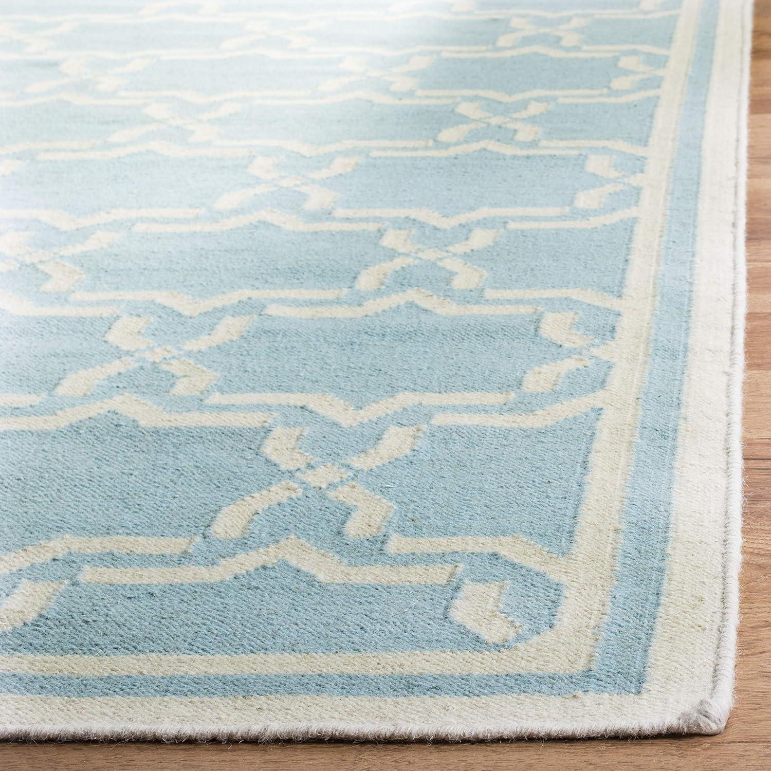 SAFAVIEH Dhurrie Myles Geometric Moroccan Wool Area Rug, Light Blue/Ivory, 3' x 5'