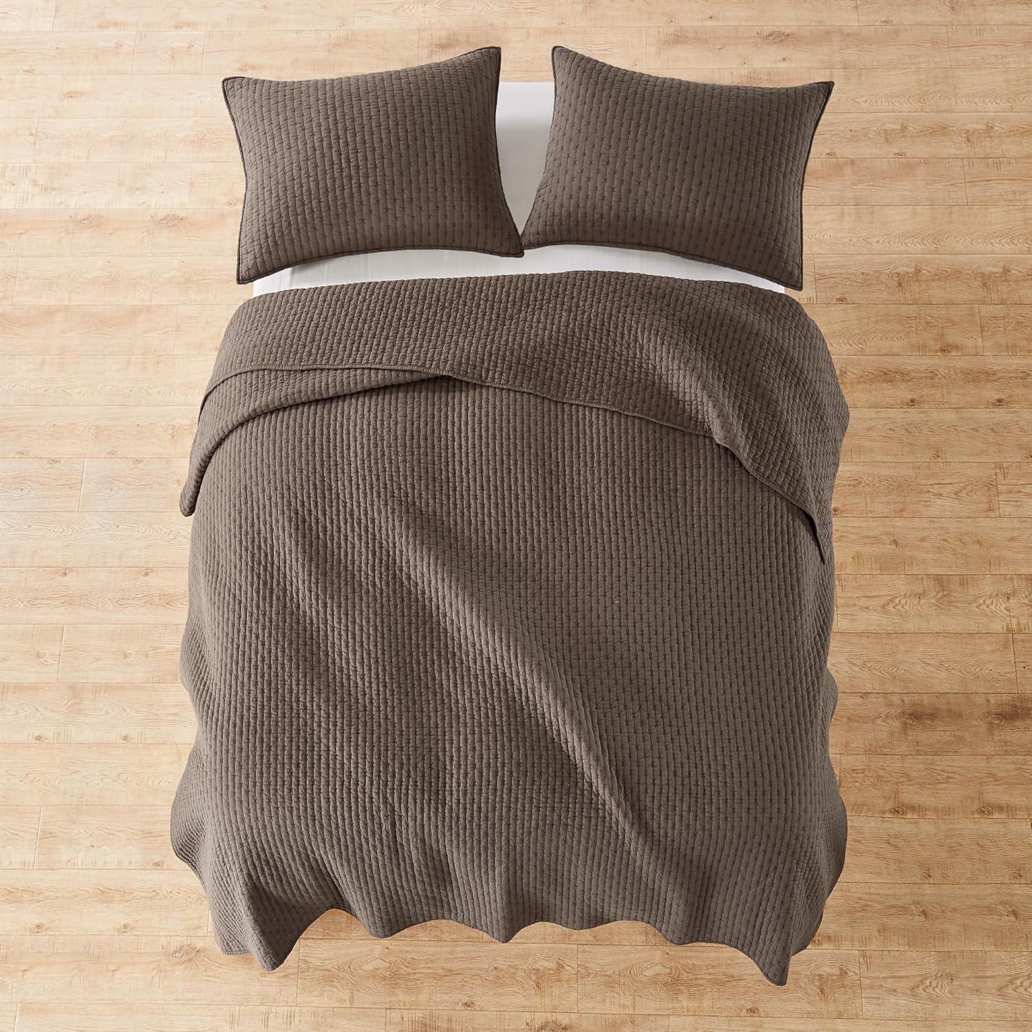 Cross Stitch Cocoa Full/Queen Quilt Set - Levtex Home