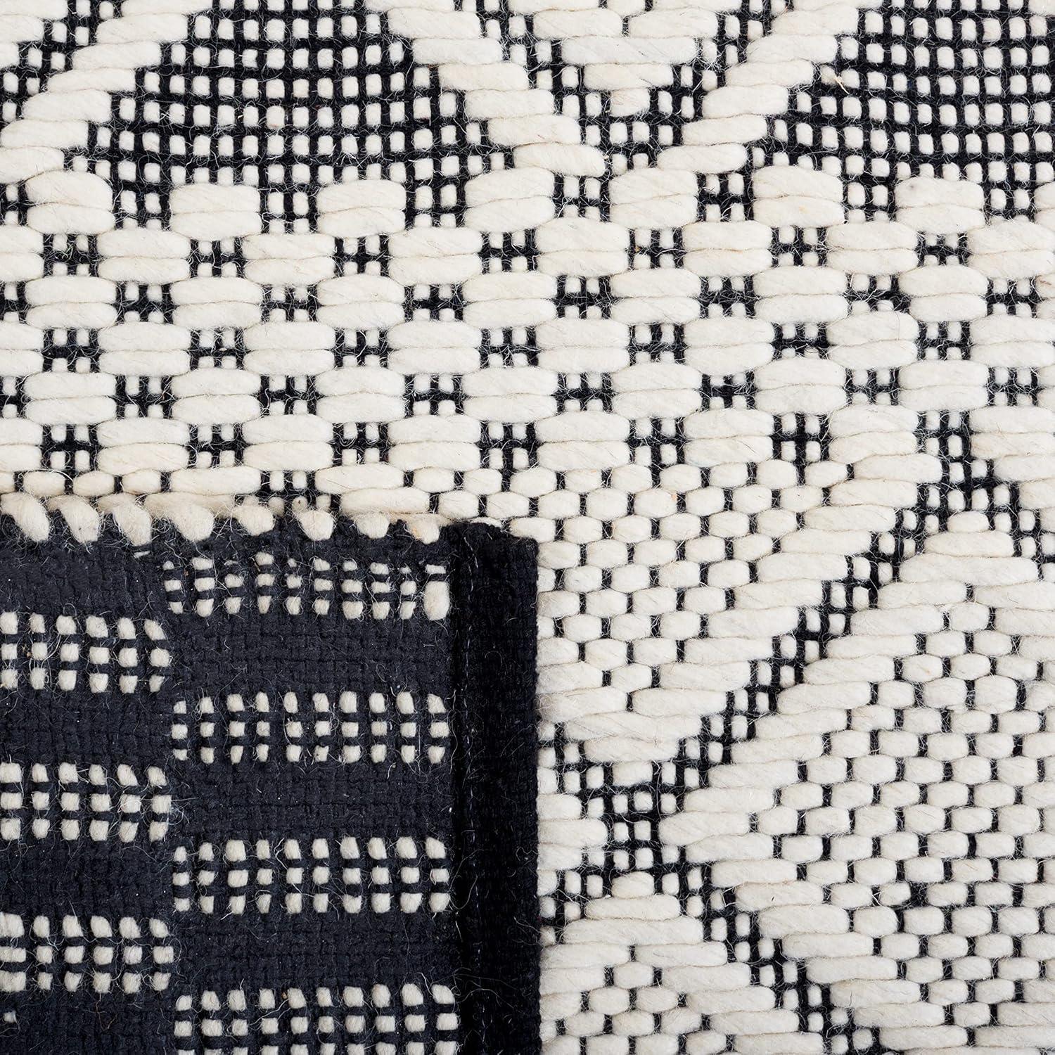 Natura NAT853 Hand Woven Area Rug - Ivory/Black - 8'x10' - Safavieh.
