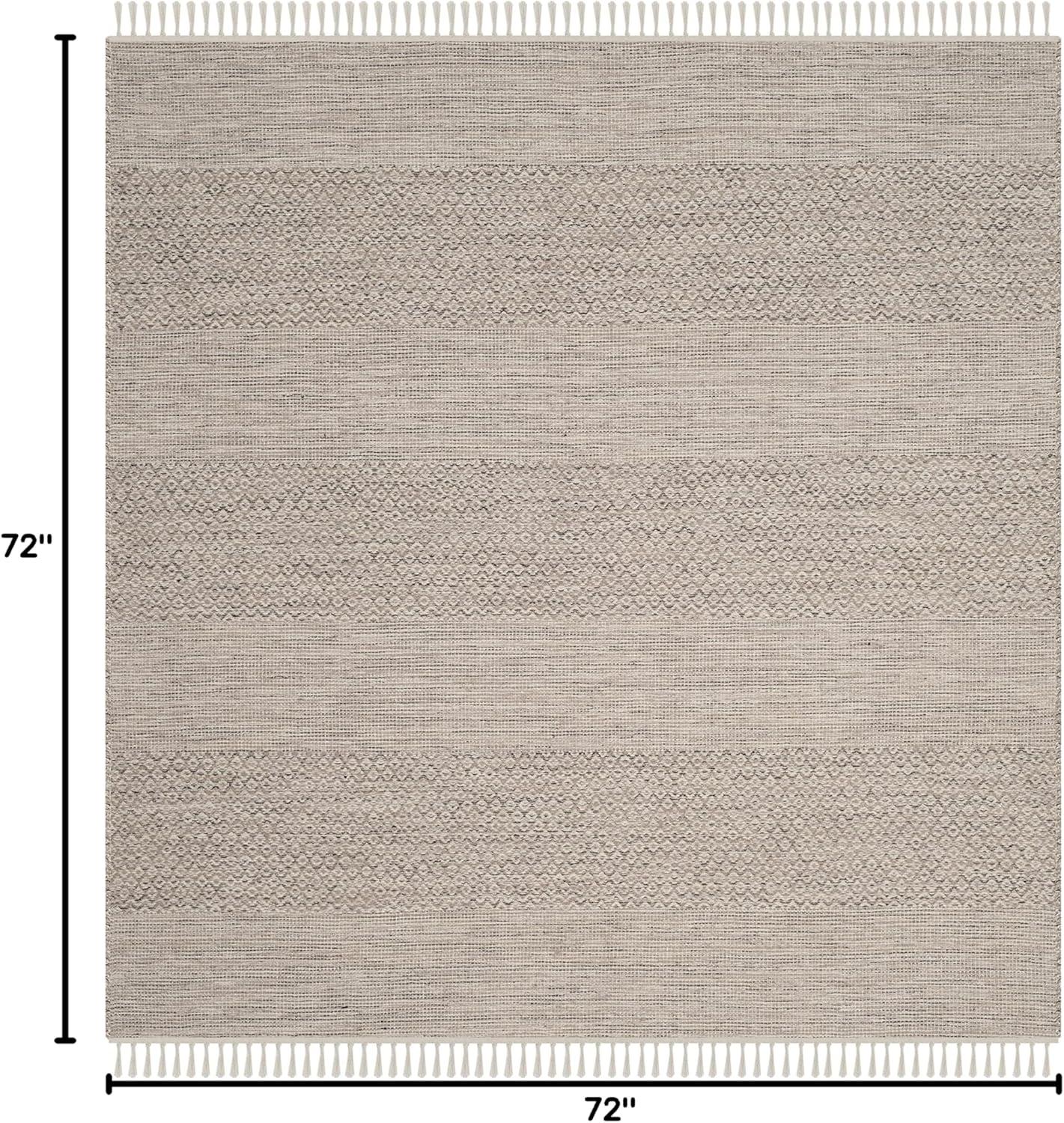 Montauk MTK330 Hand Woven Indoor Rug - Safavieh