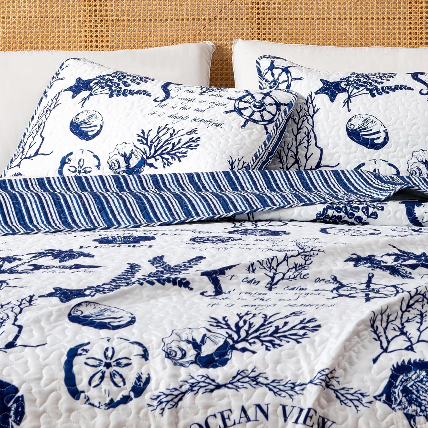 Navy / White Nautical Reversible Quilt Set with Shams