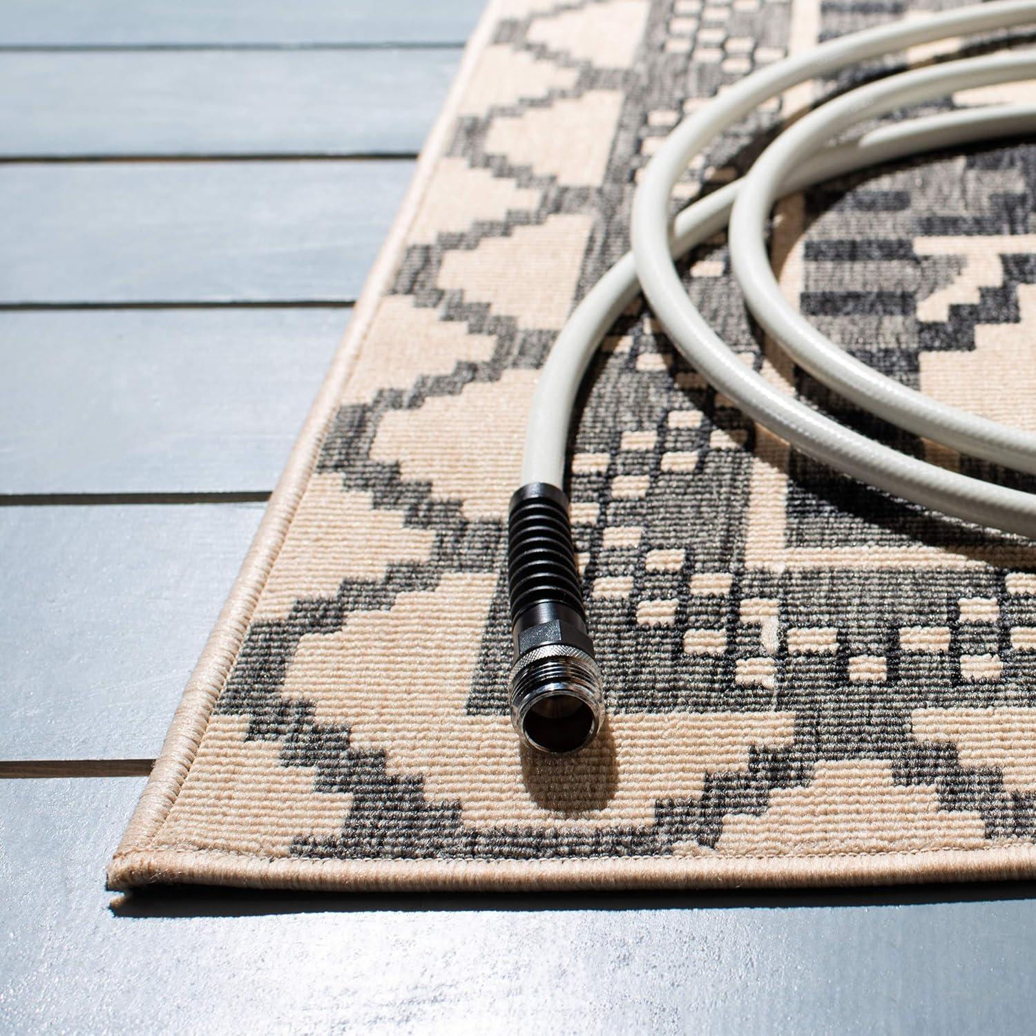 Veranda VER096 Power Loomed Indoor/Outdoor Area Rug  - Safavieh