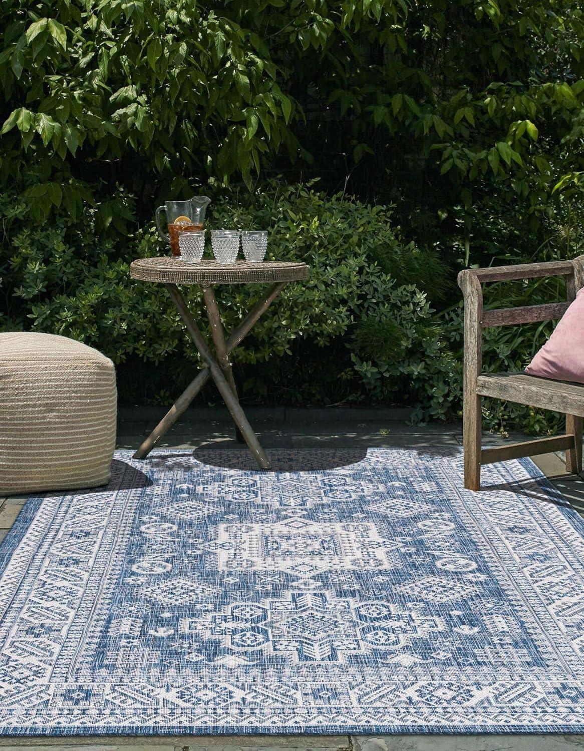 Unique Loom Outdoor Aztec Chalca Border Woven Area Rug