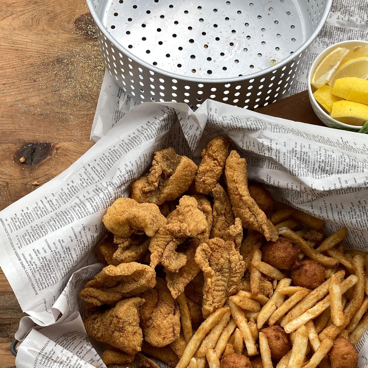 Bayou Classic 1135 10-qt Stainless Fish Cooker Includes 10-qt Fry Pot w/ Lid and Basket 5in Fry Thermometer 4-in Cast Aluminum Burner 5-psi Regulator w/ 36-in Stainless Braided Hose