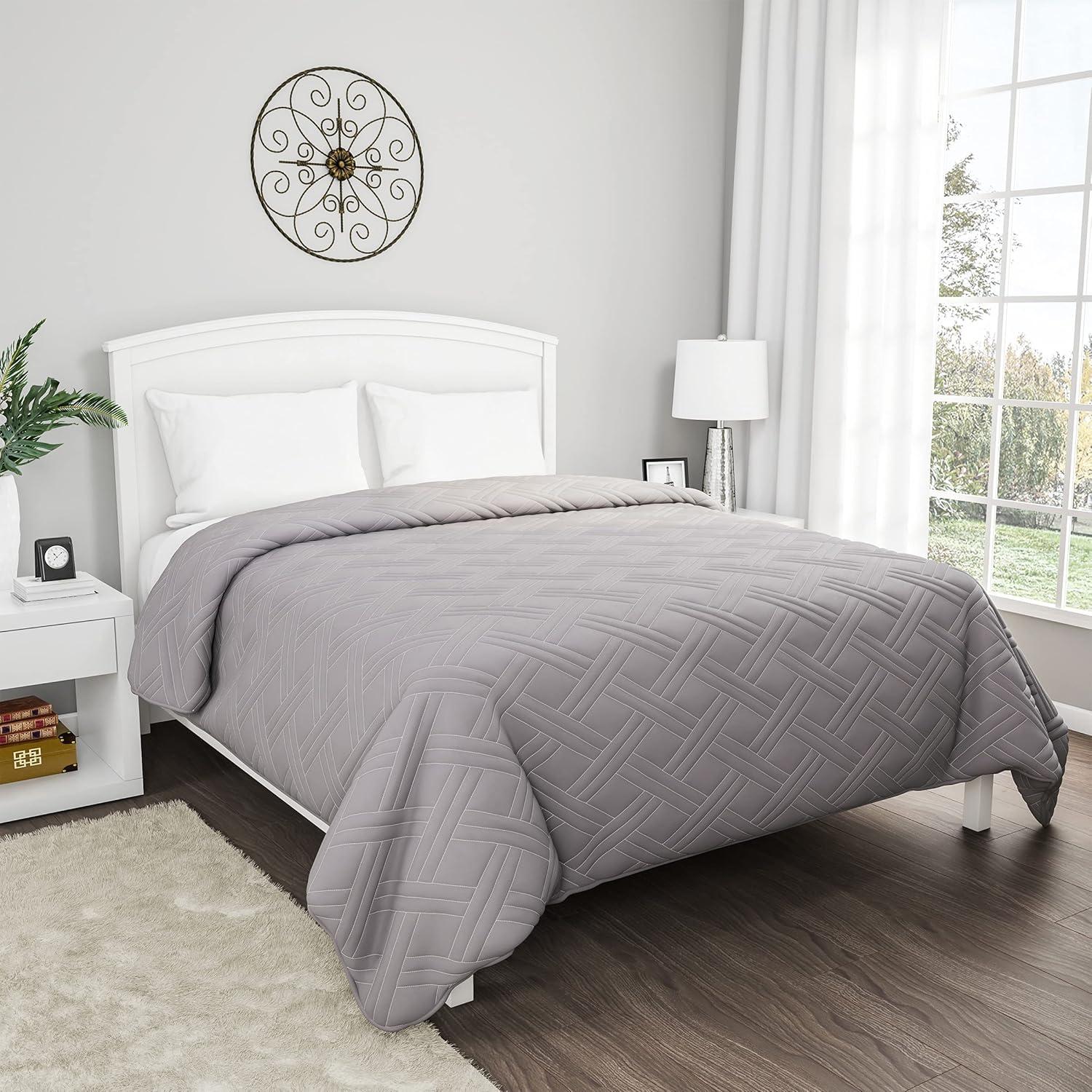 Lavish Home Hand Woven Throw Blanket