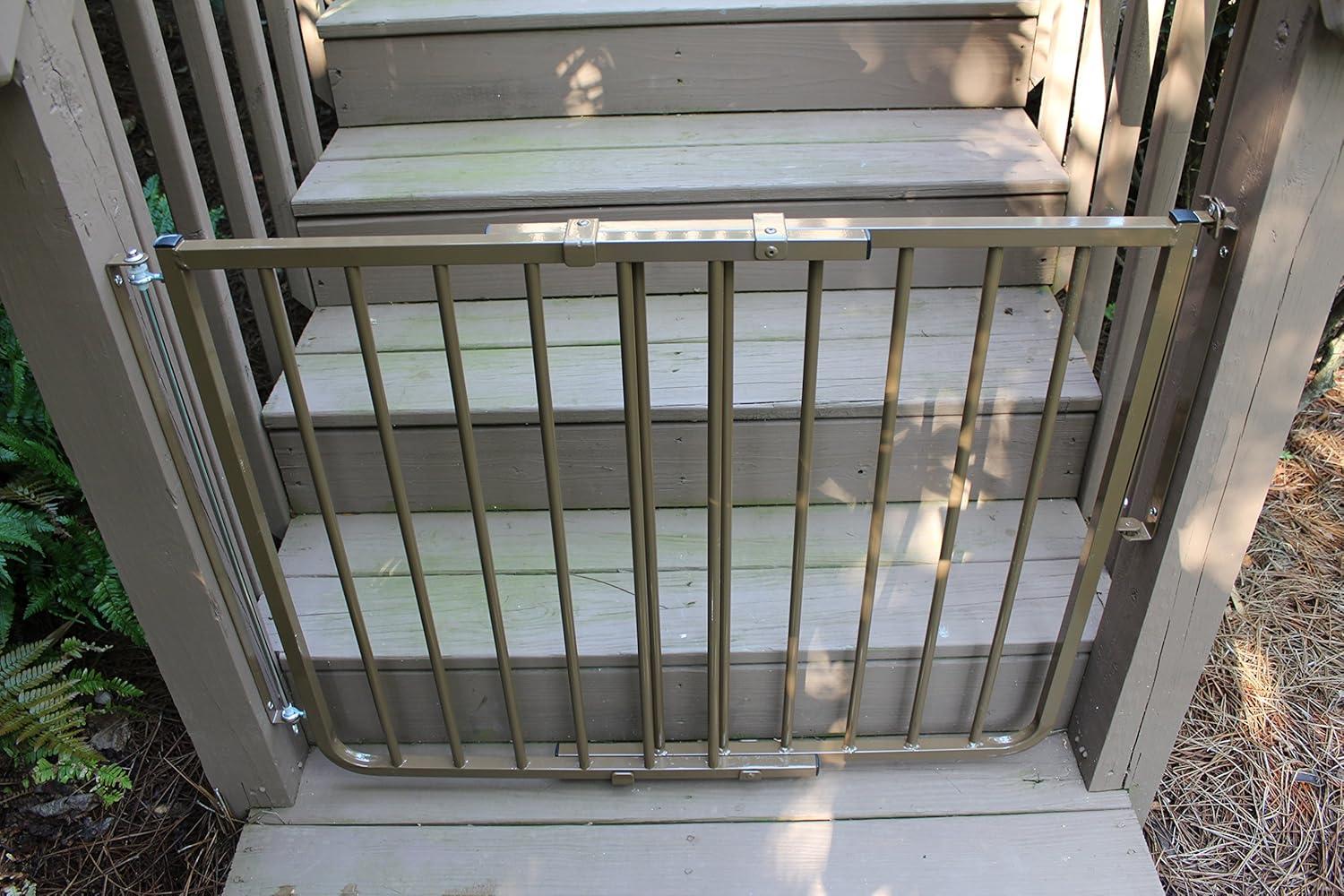 Cardinal Gates Outdoor Safety Gate