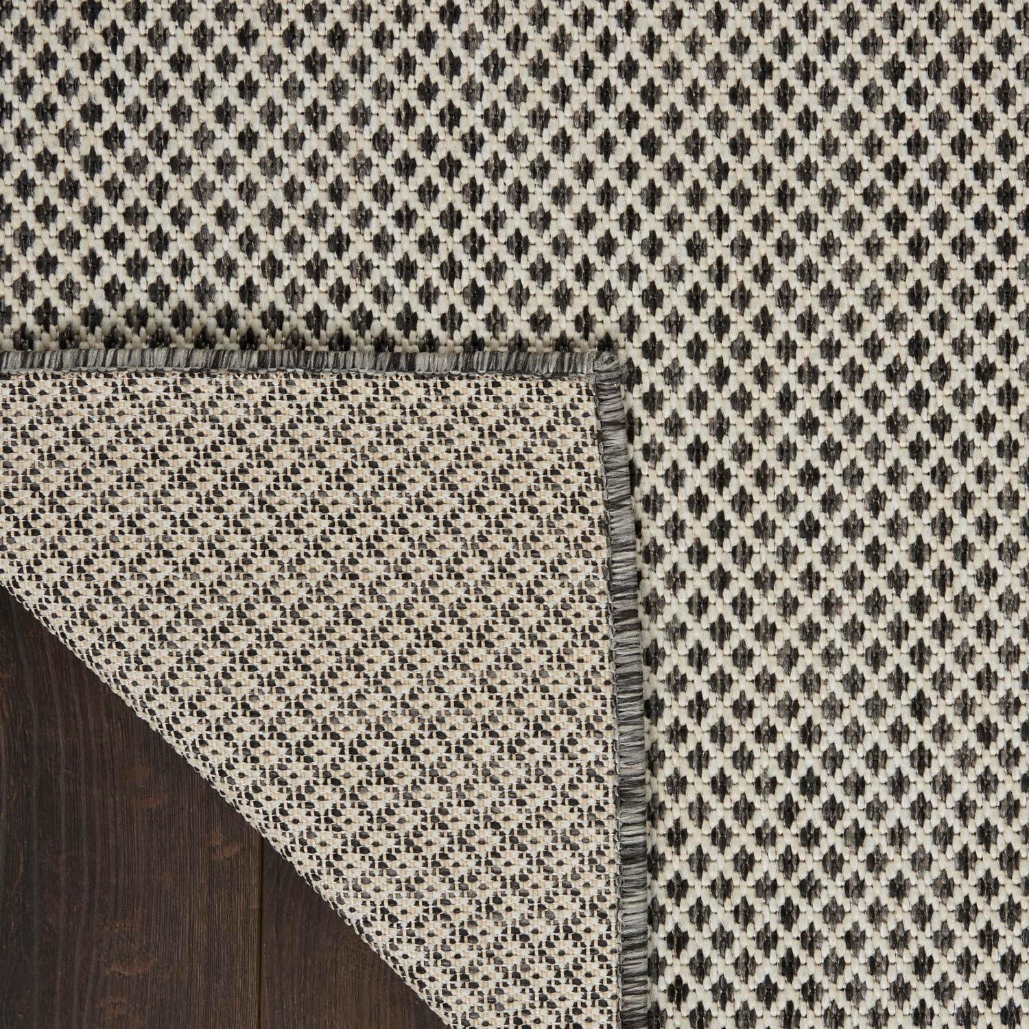 Nourison Courtyard 9' x 12' Ivory Charcoal All-over design Indoor/Outdoor Rug