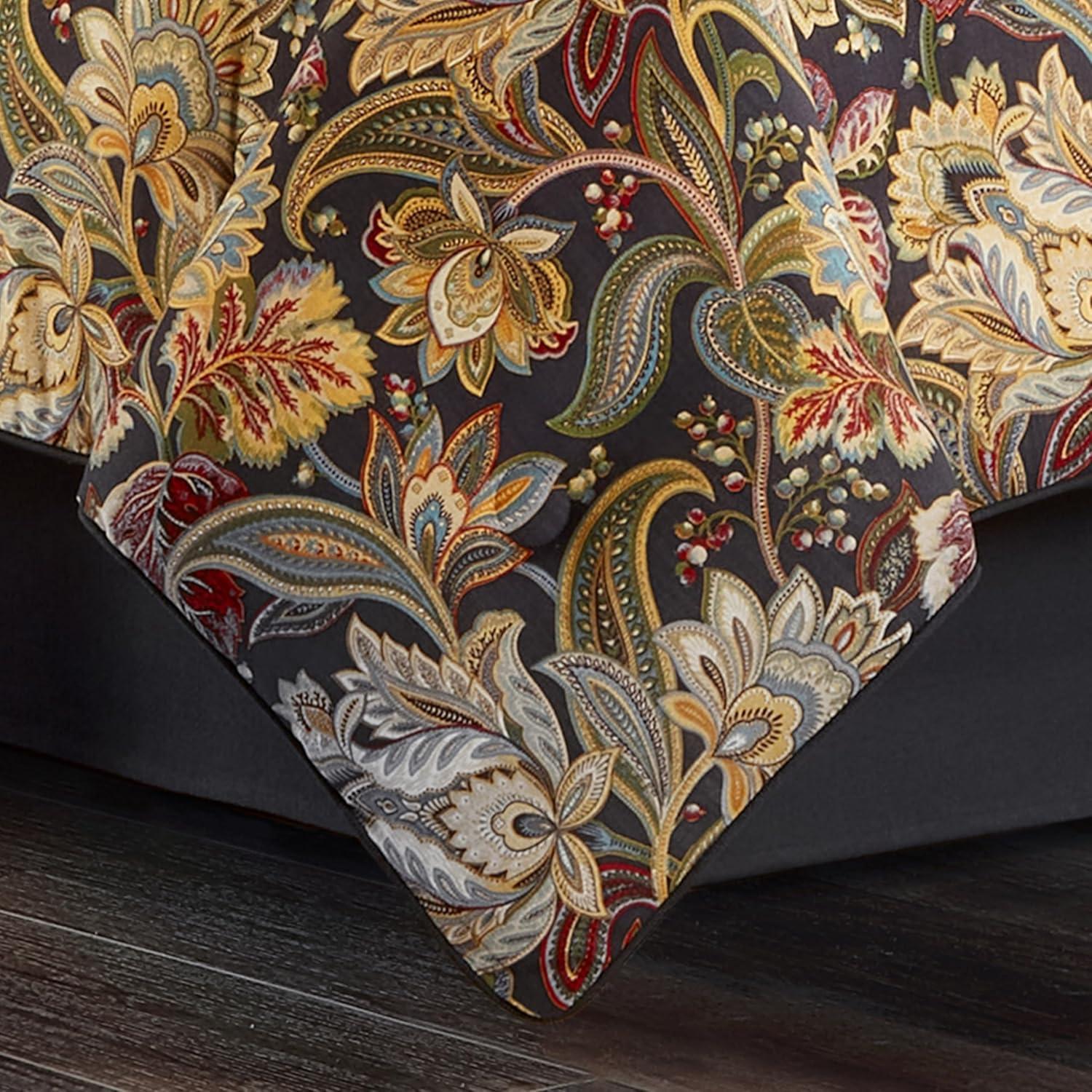 Stefania Comforter Set