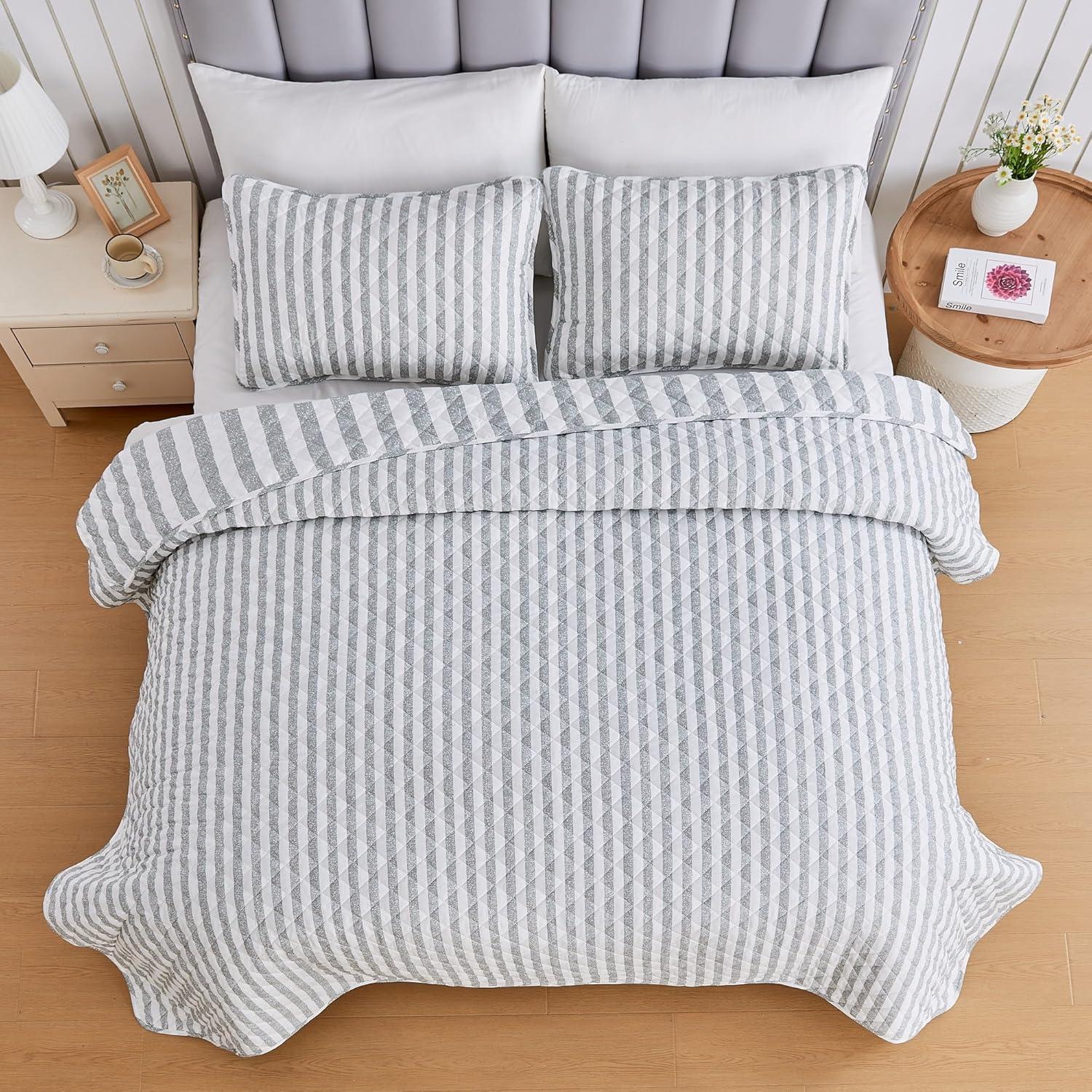 Market & Place Sofia No Striped Quilt Set