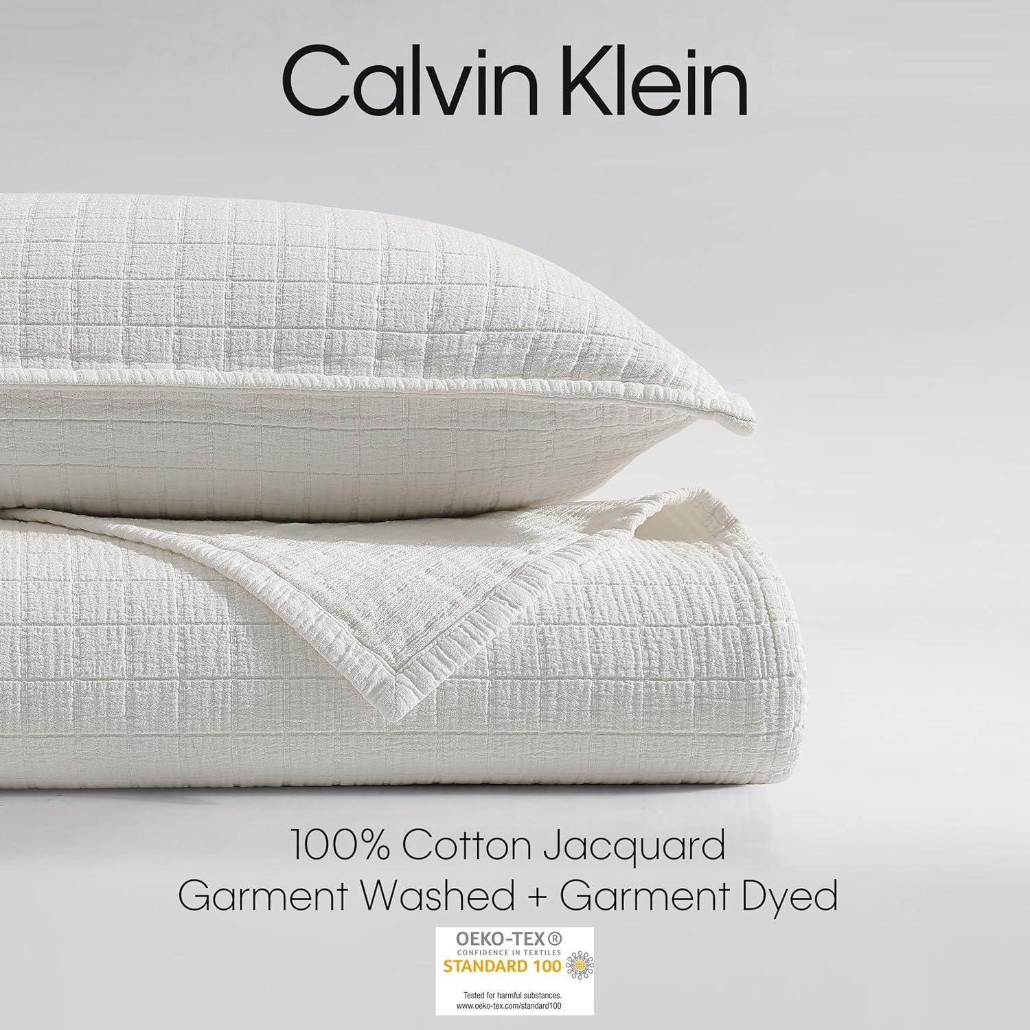 Calvin Klein Calvin Klein Essential Garment Washed Solid Reversible Cotton Coverlet