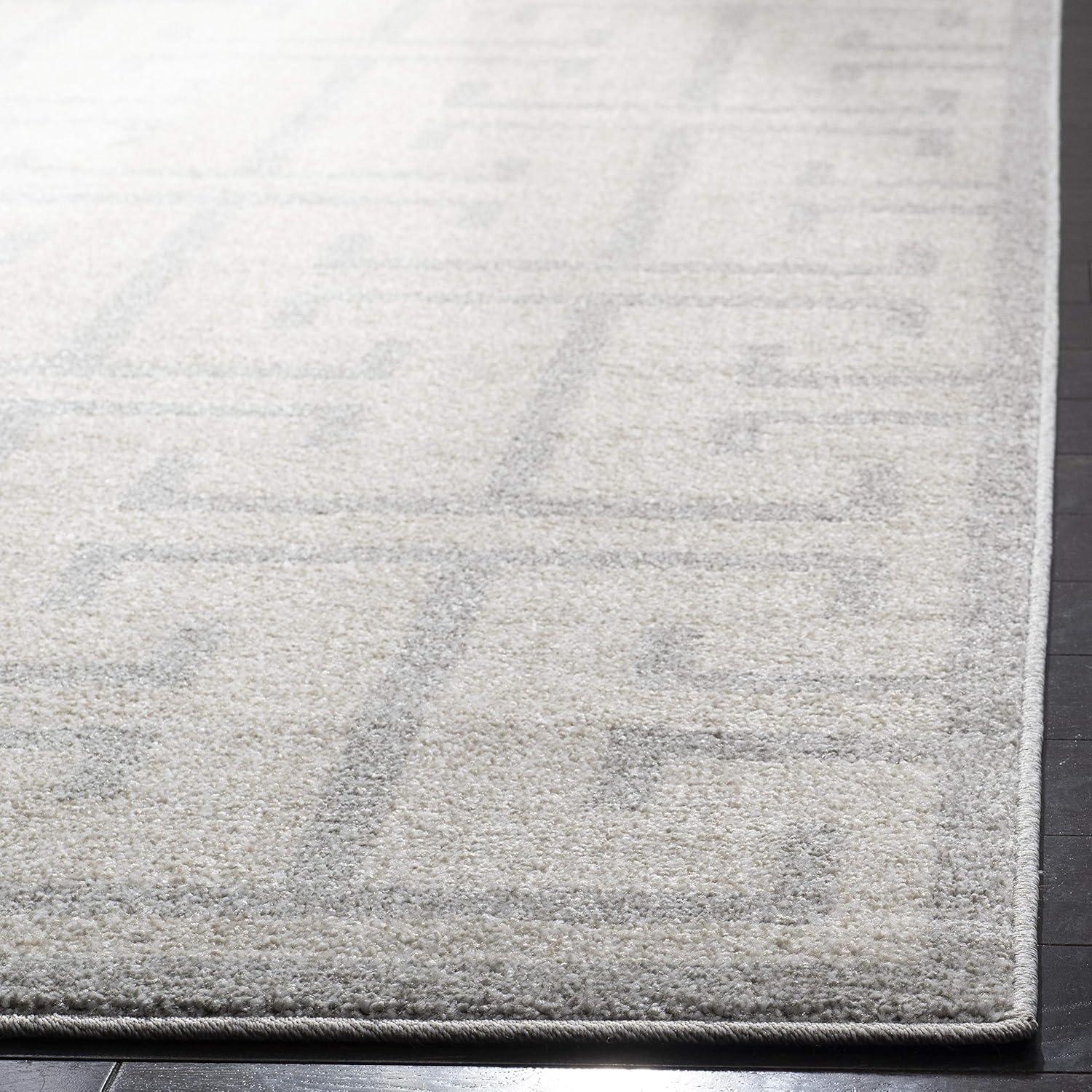 Amherst AMT404 Power Loomed Area Rug - Ivory/Light Grey - 5'3"x8' - Safavieh.