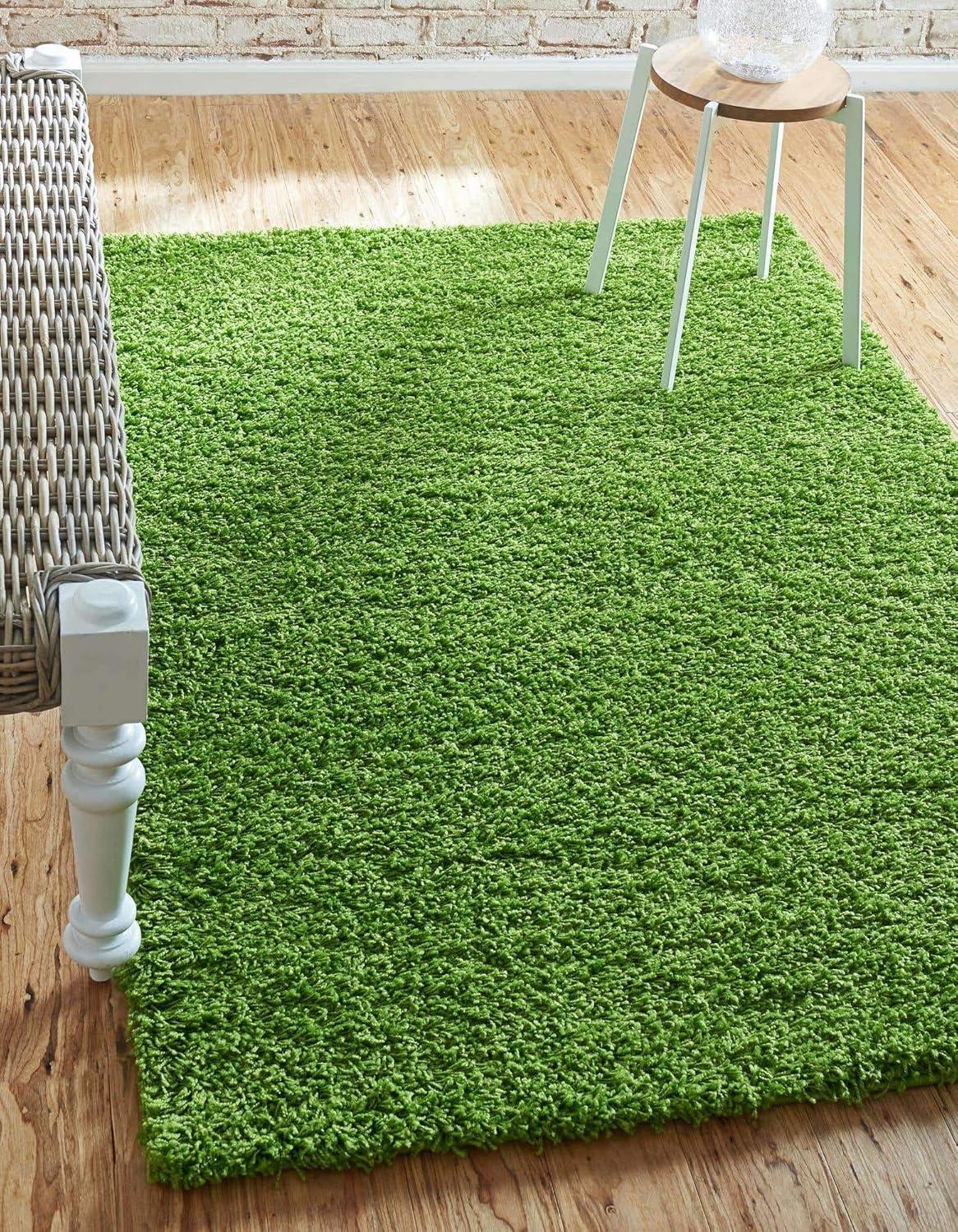 Grass Green Rectangular Shag 4' x 6' Area Rug