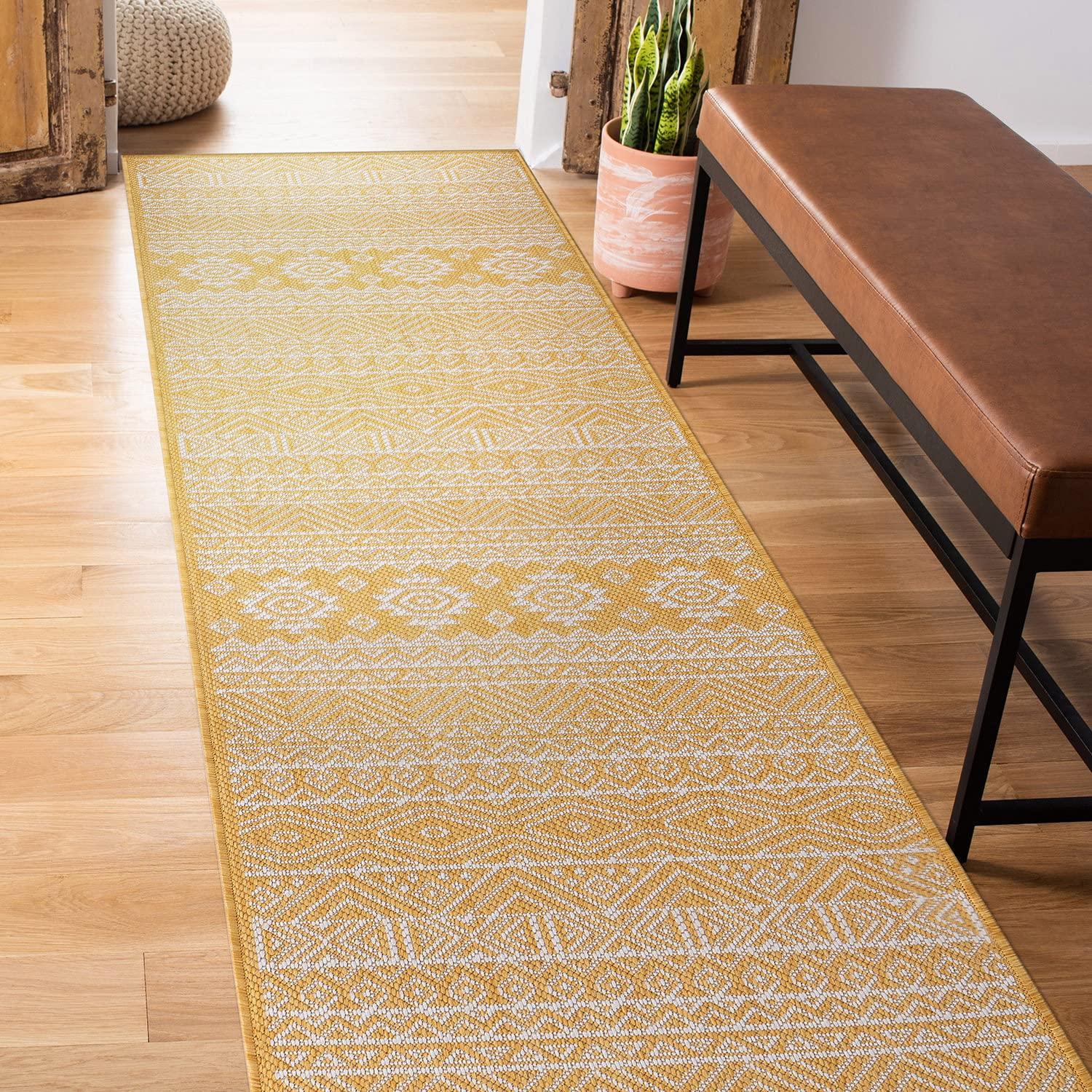 World Rug Gallery Distressed Geometric Bohemian Textured Flat Weave Indoor/Outdoor Area Rug - YELLOW 2'x7'