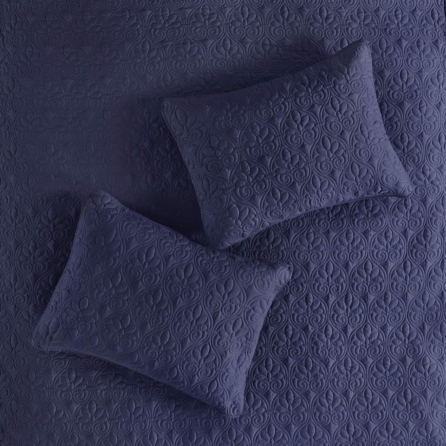 Madison Park Quebec 3 Piece Split Corner Pleated Quilted Bedspread
