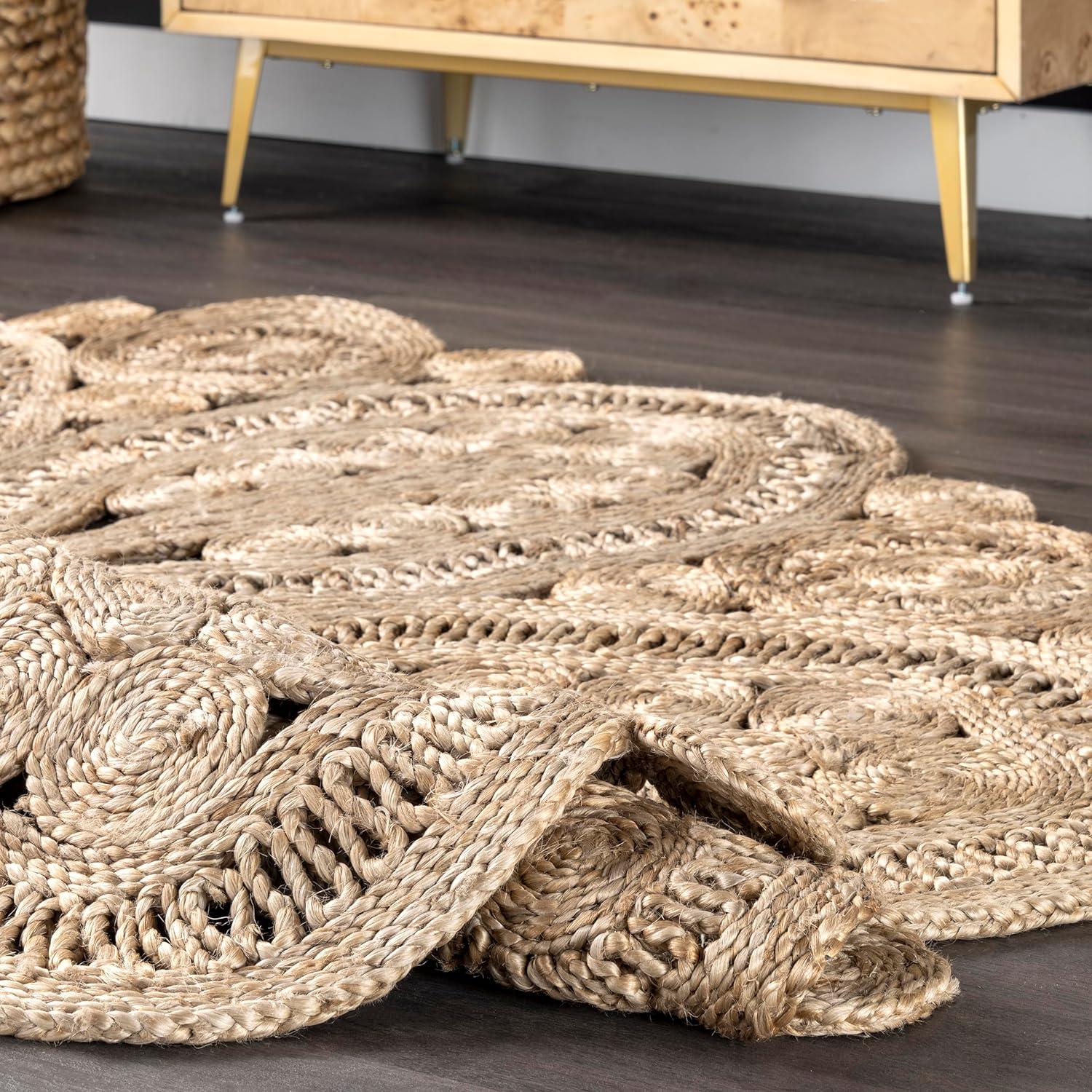 Nuloom Bree Floral Braided Jute Indoor Area Rug