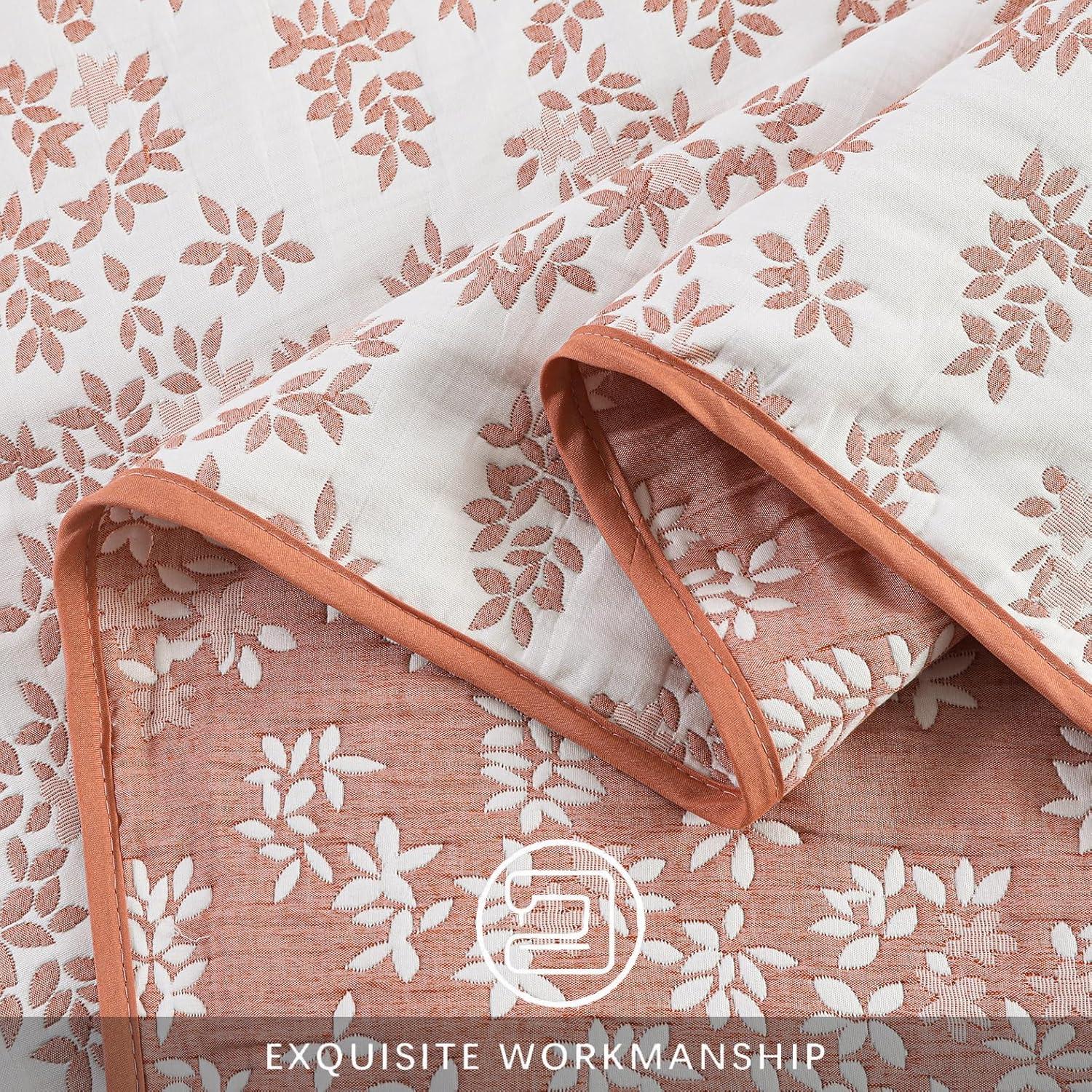 Marina Decoration Percale Floral Quilt Set