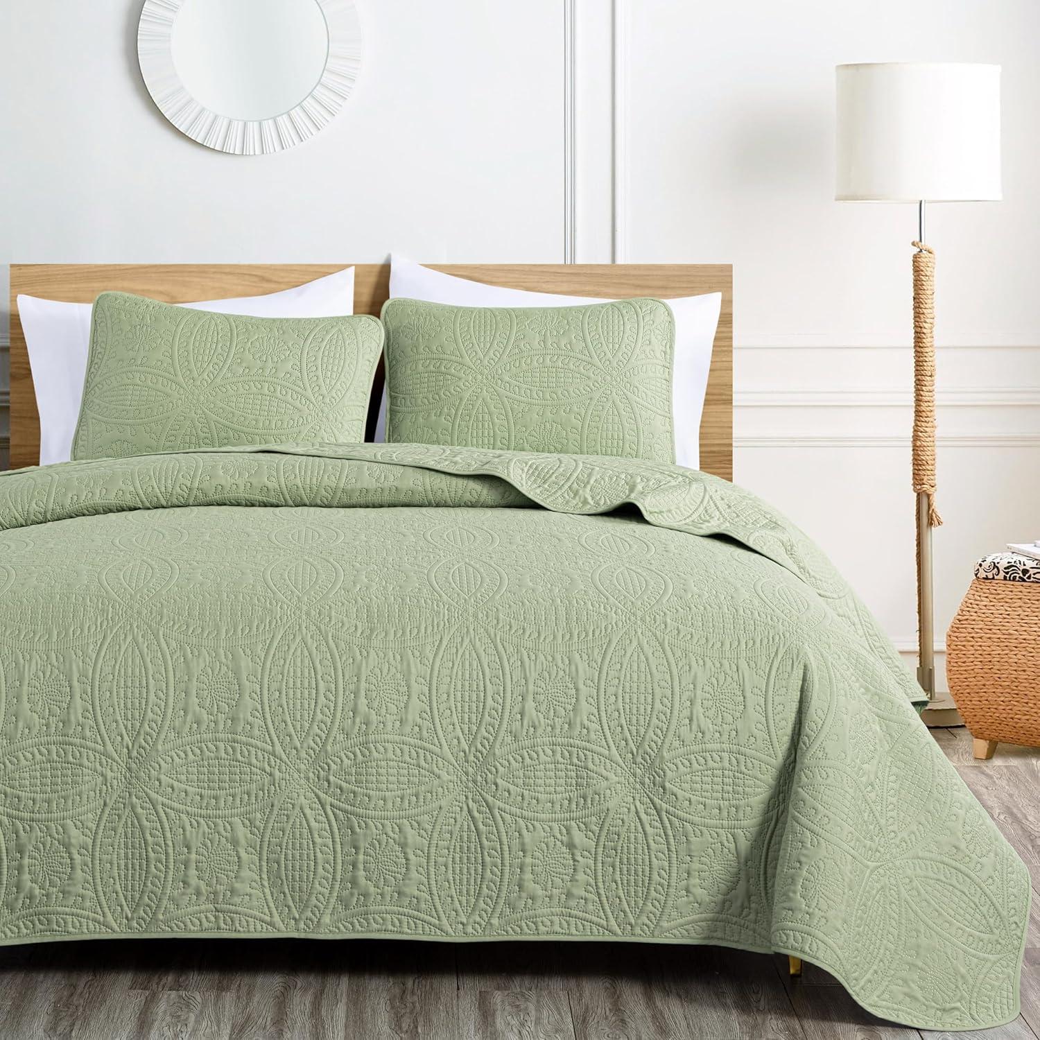 Chezmoi Collection Austin Microfiber Reversible 3-Piece Coverlet / Bedspread Set