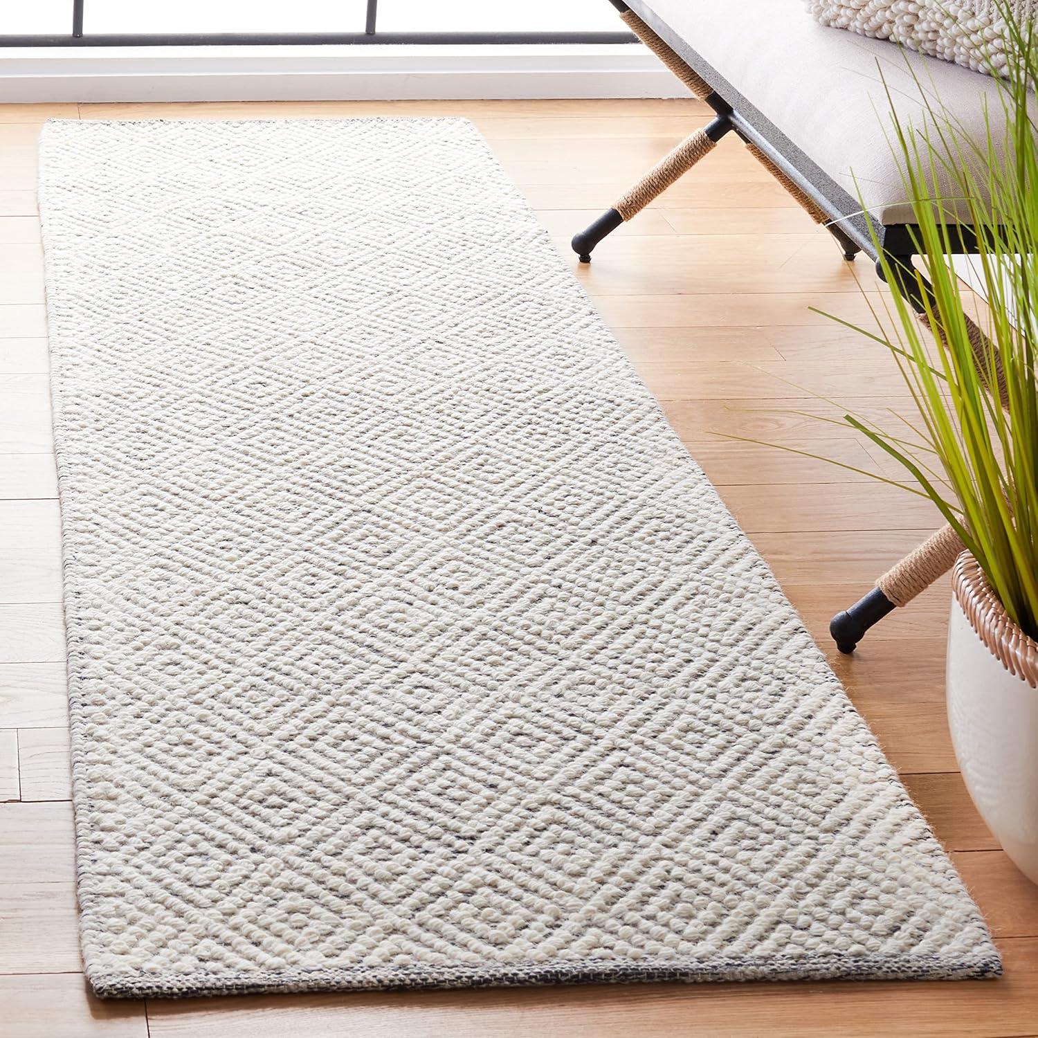 Ivory and Light Grey Wool Hand-Tufted Runner Rug